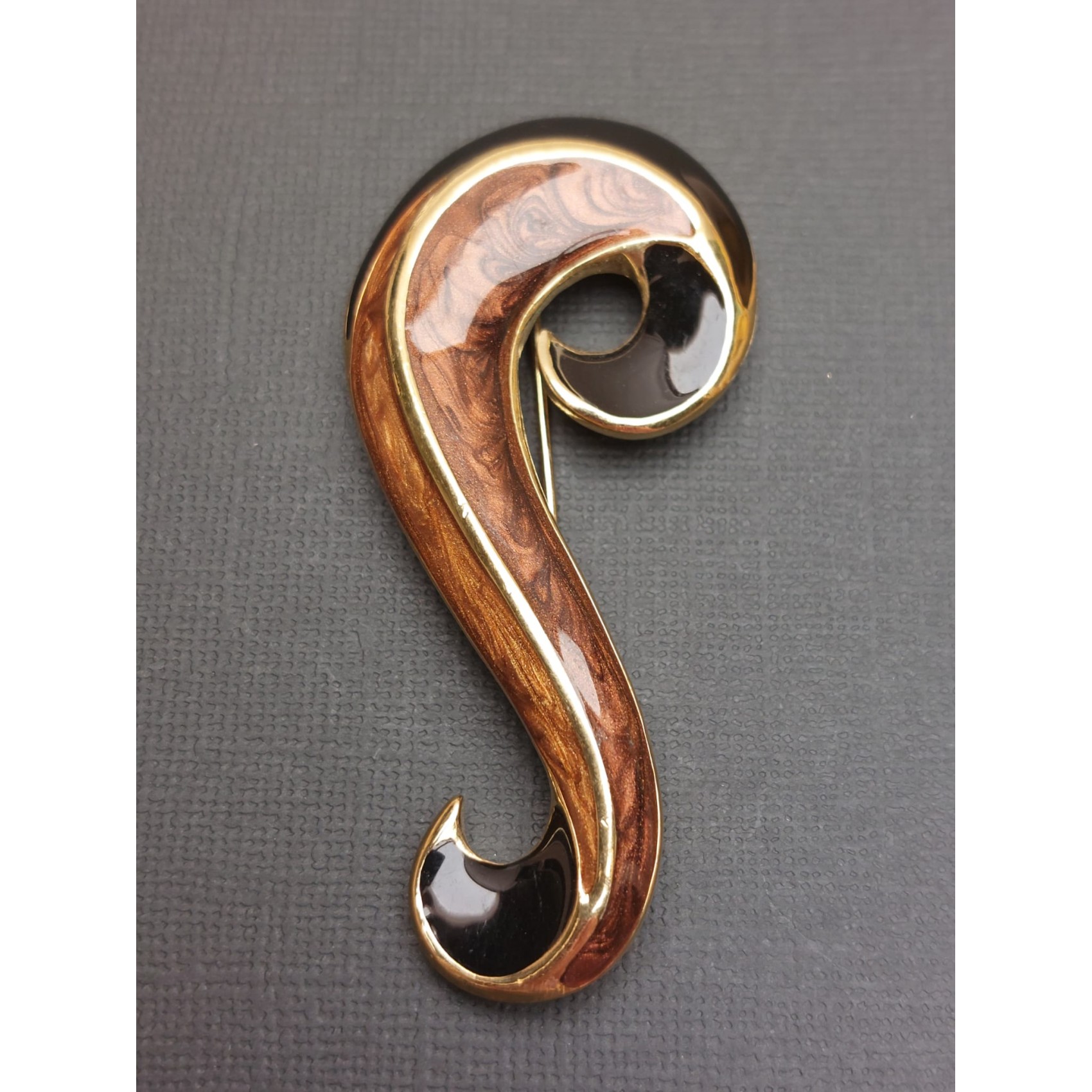 Vintage broša TRIFARI