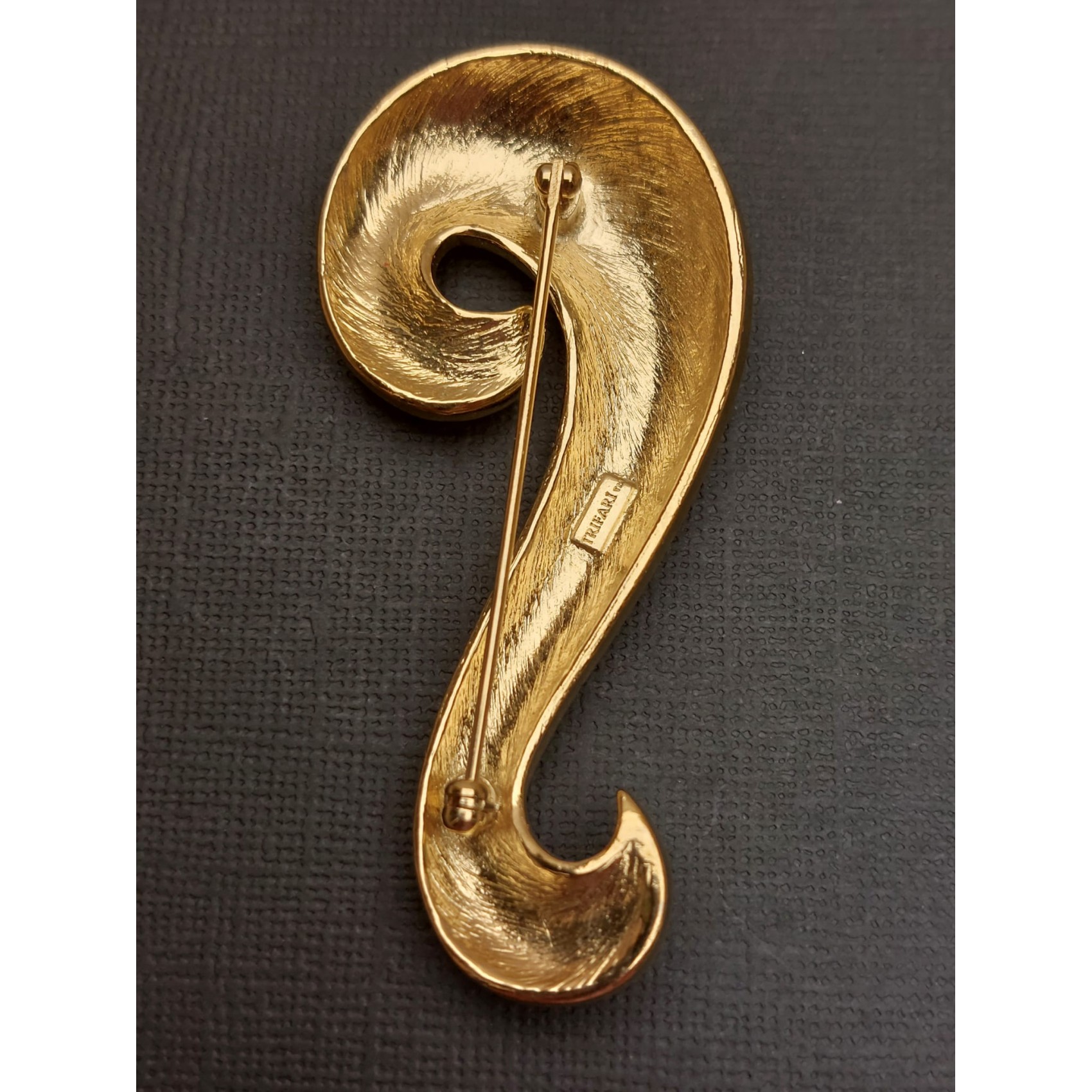 Vintage broša TRIFARI