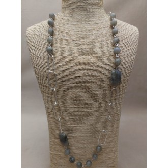 Kaklarota ( dabīgie akmeņi )