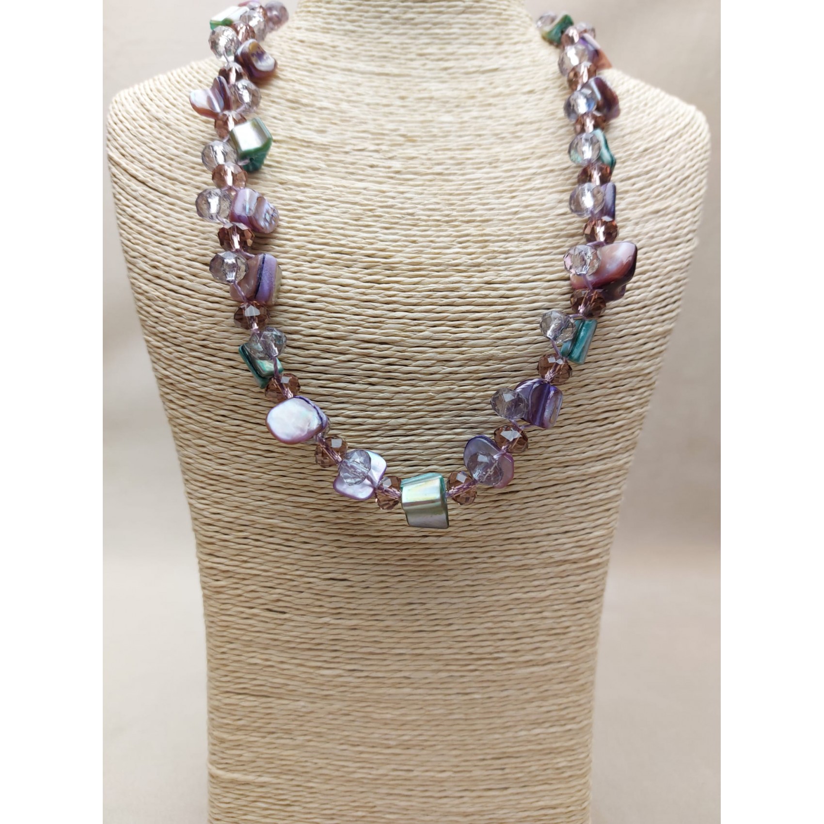 Kaklarota ( perlamutra )