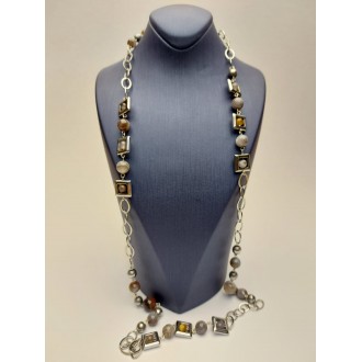 Kaklarota ( dabīgie akmeņi )