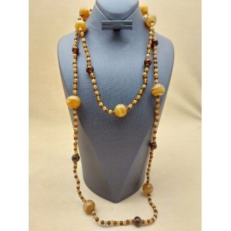 Kaklarota ( dabīgie akmeņi )