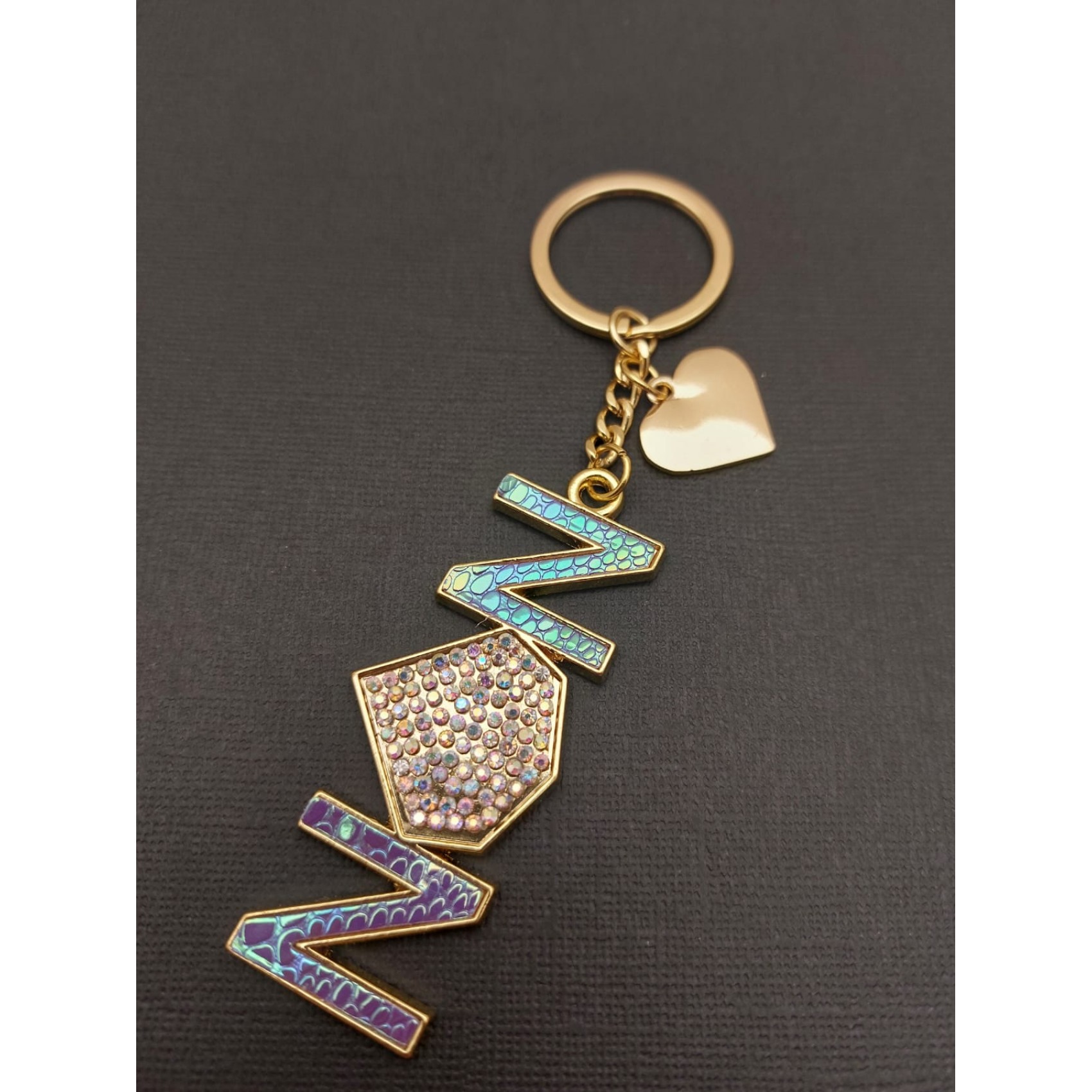 Atslēgu piekariņš