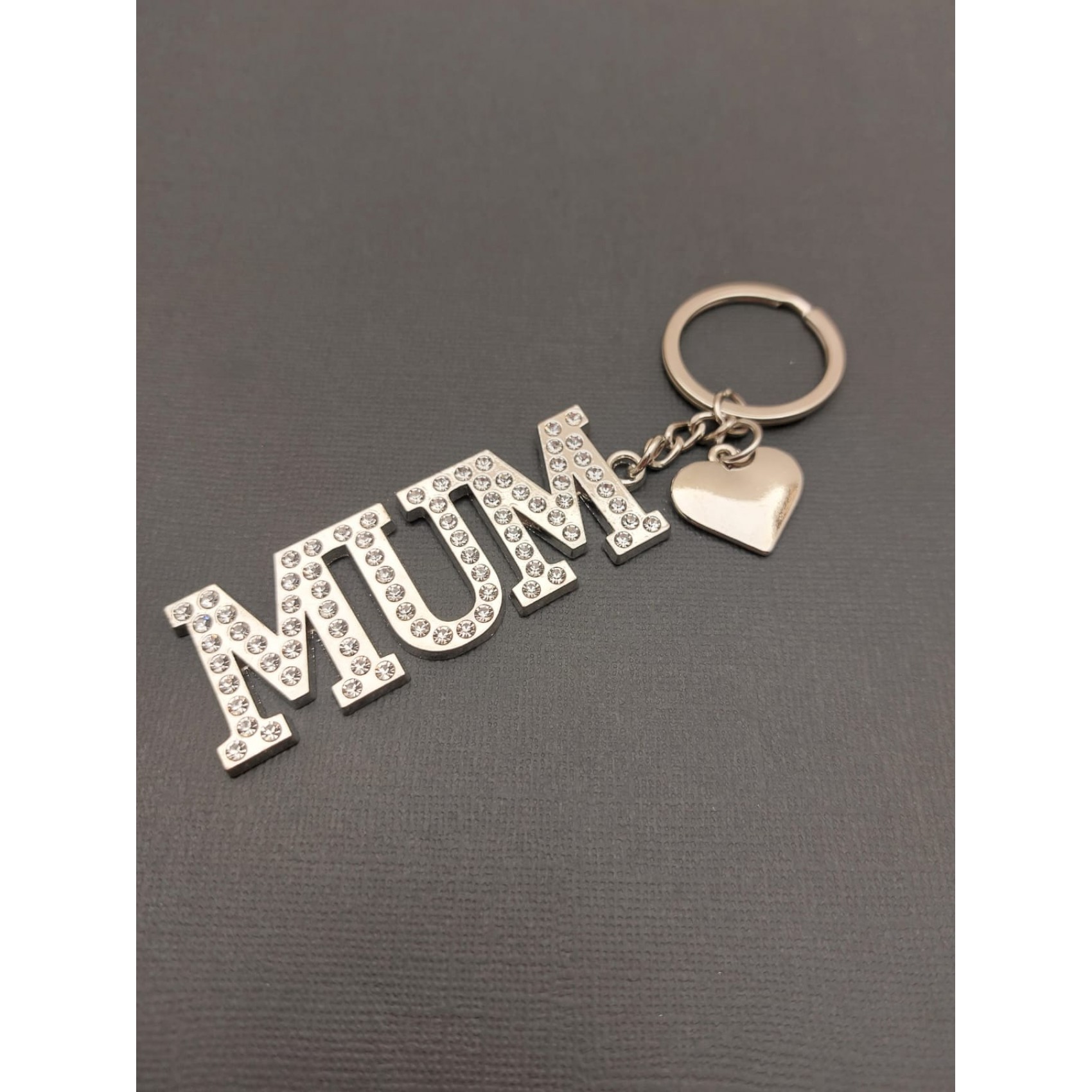 Atslēgu piekariņš