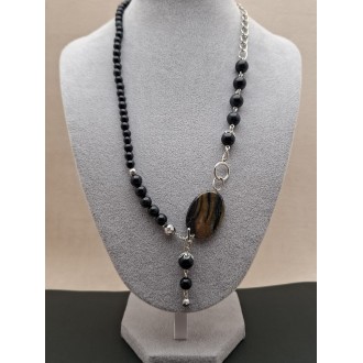 Kaklarota ( dabīgie akmeņi )