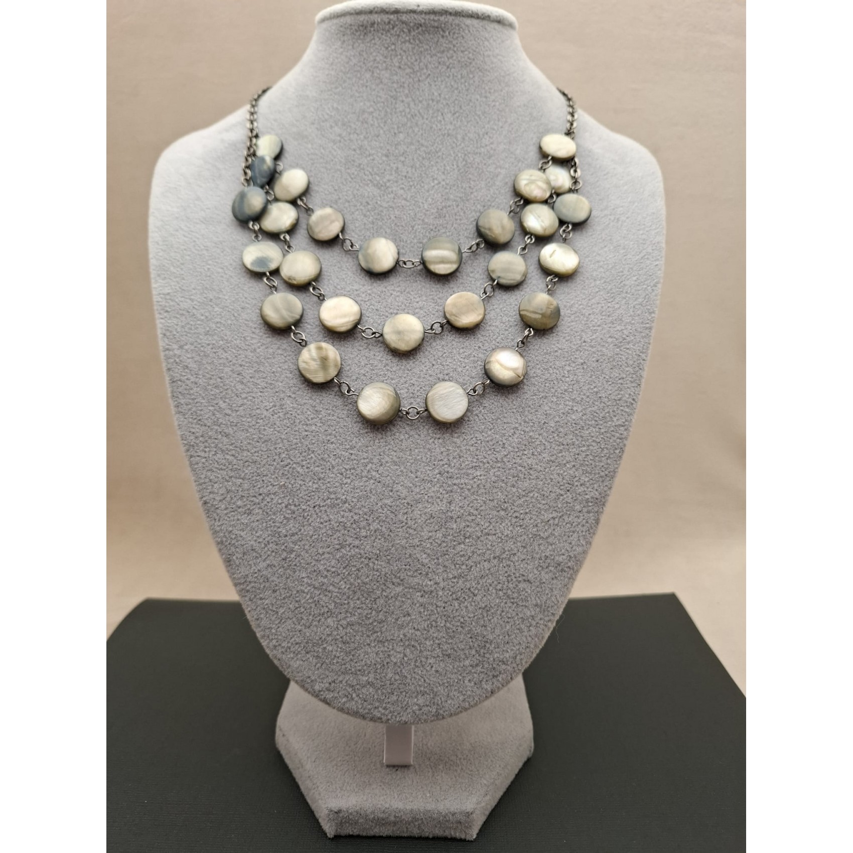 Kaklarota ( perlamutra )