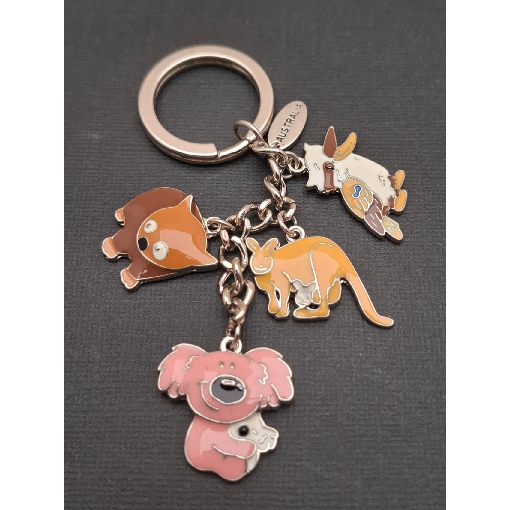 Atslēgu piekariņš