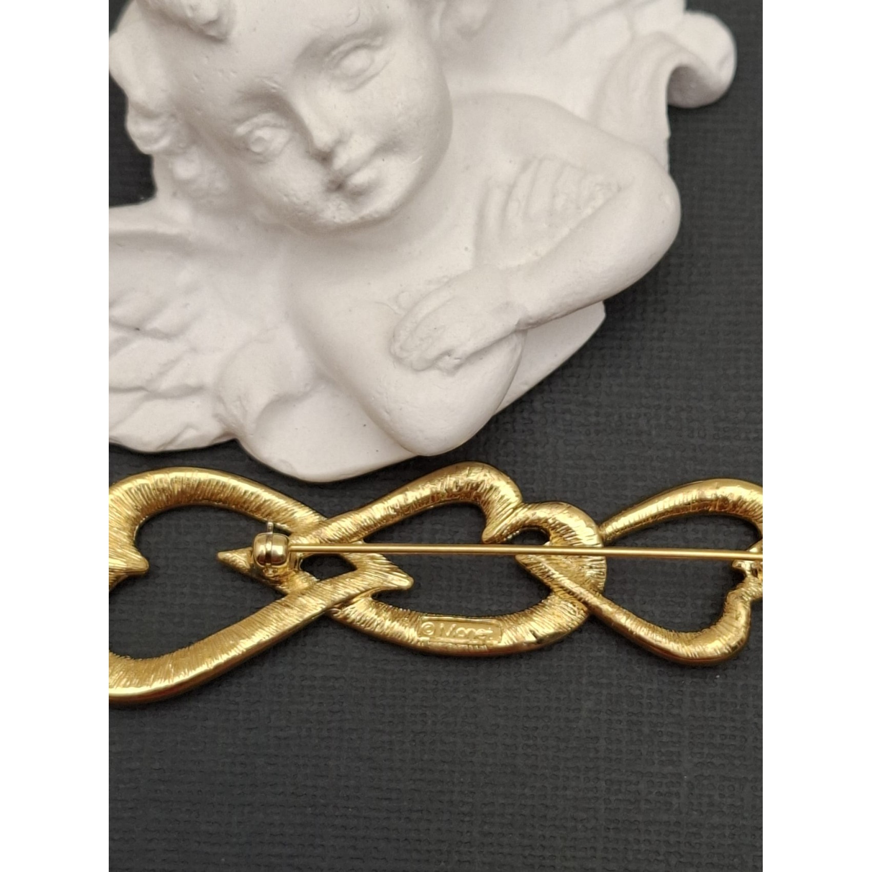 Vintage broša  MONET