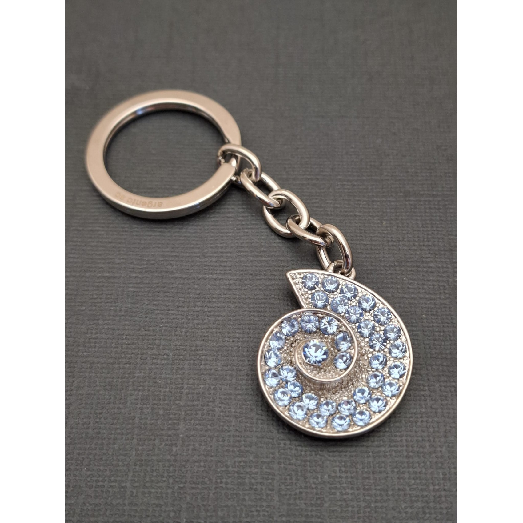 Atslēgu piekariņš