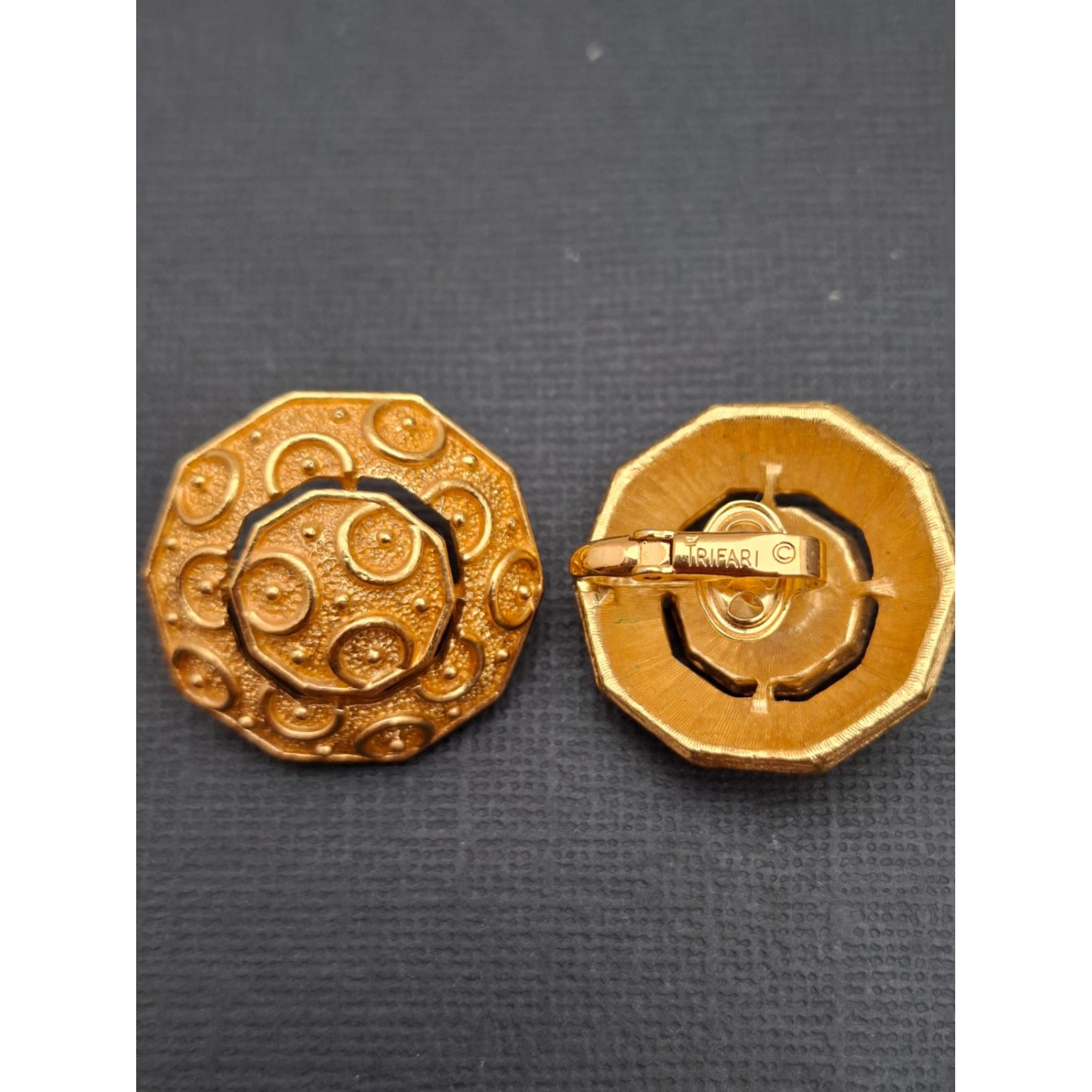 Vintage klipši TRIFARI