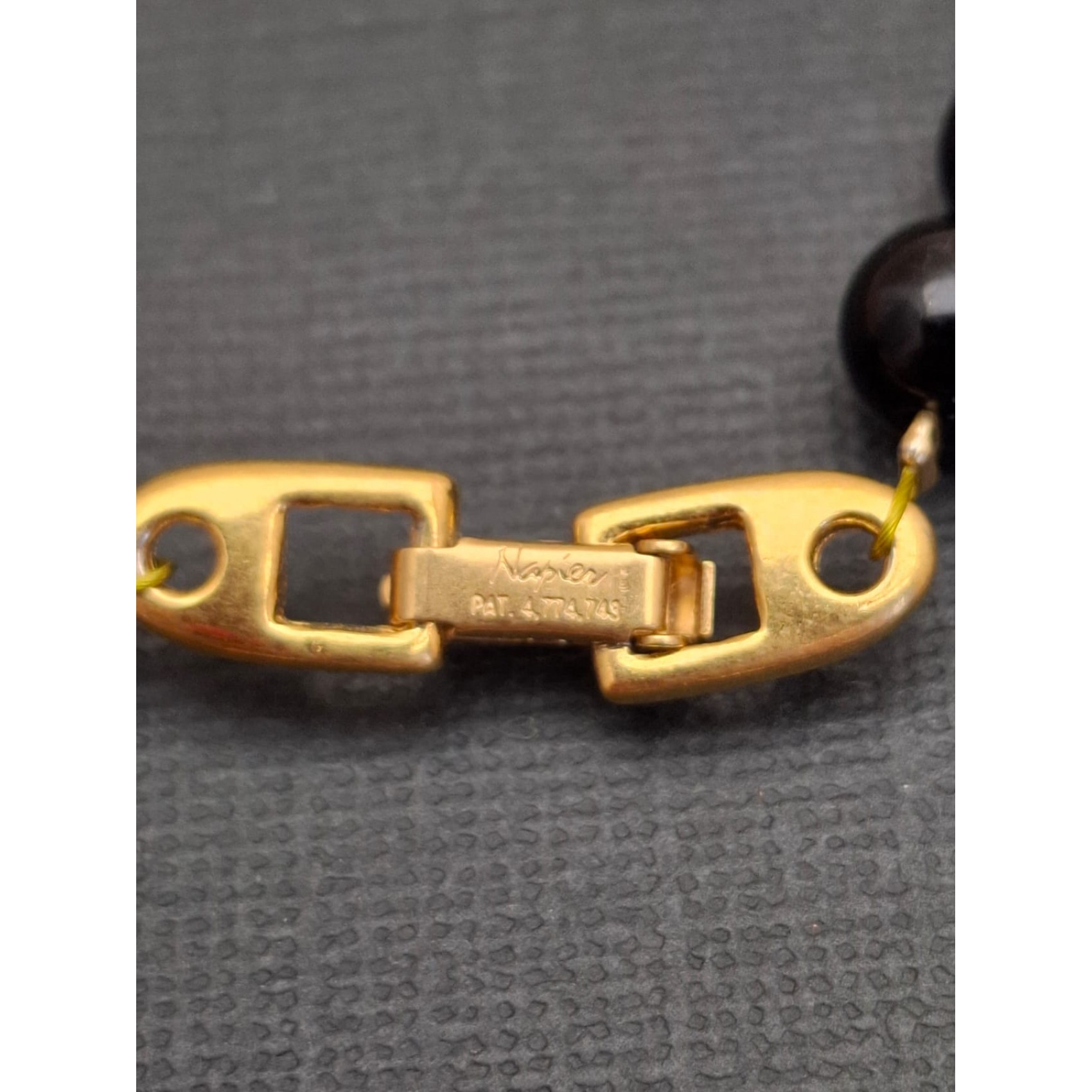 Vintage kaklarota NAPIER