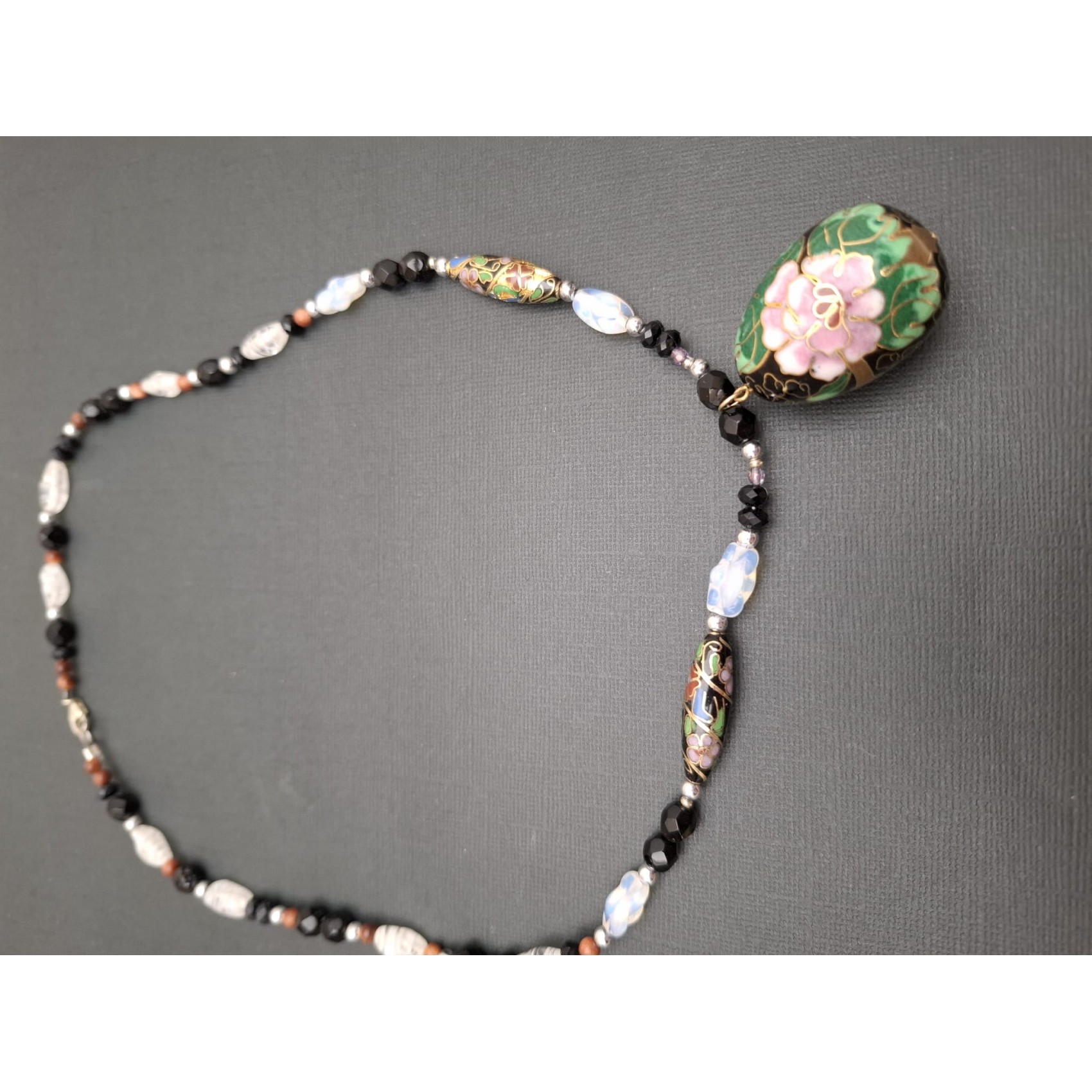 Vintage kaklarota  CHINESE CLOISONNE