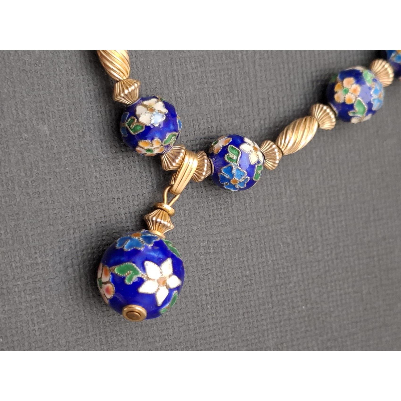 Vintage kaklarota  CHINESE CLOISONNE