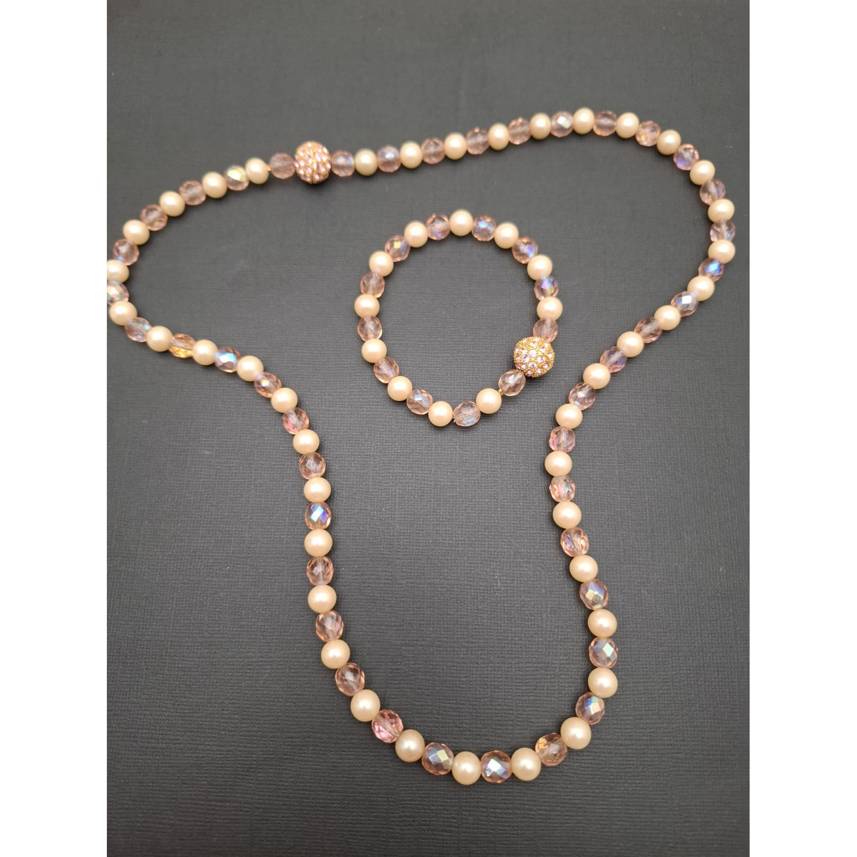 Vintage kaklarota JOAN RIVER