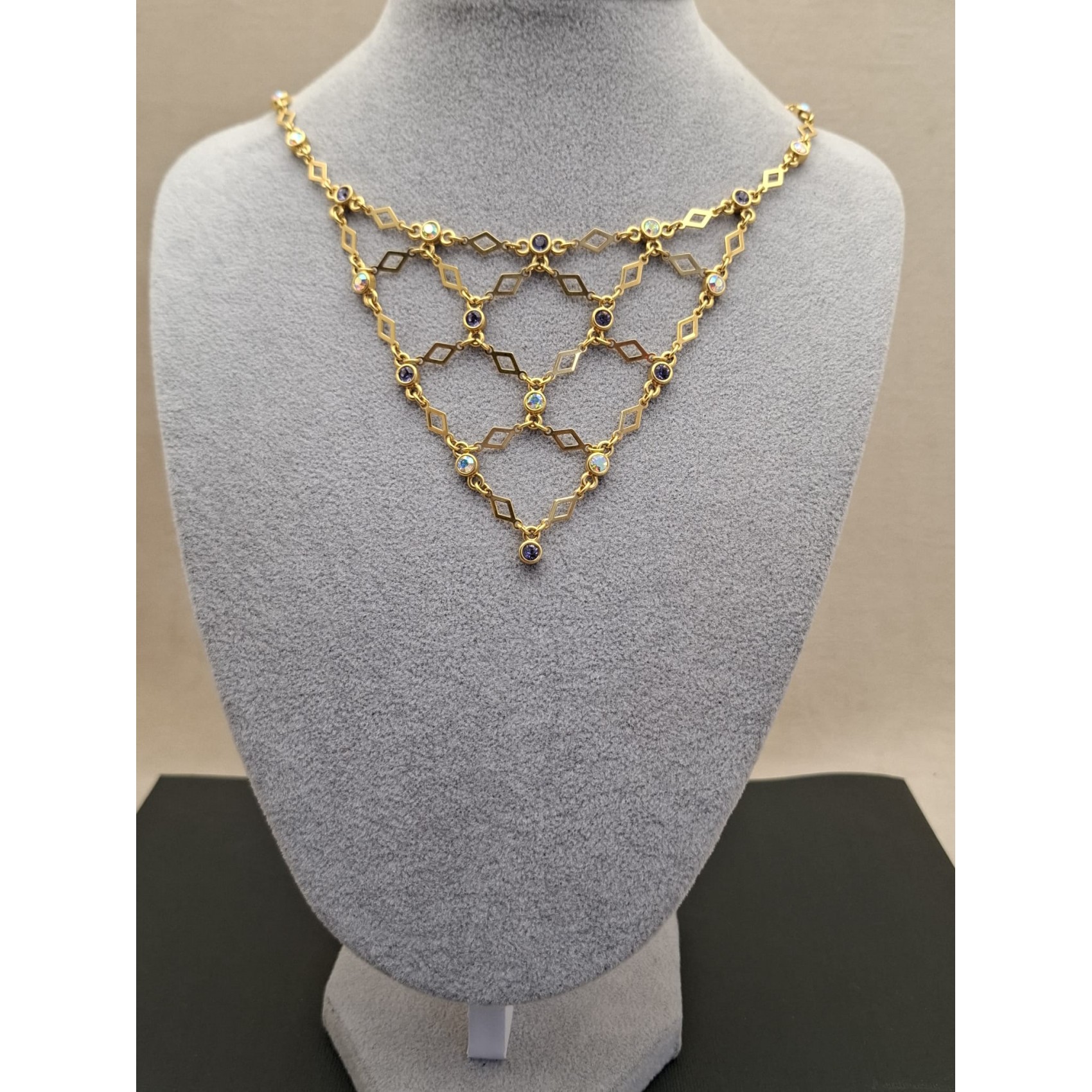 Vintage kaklarota AVON