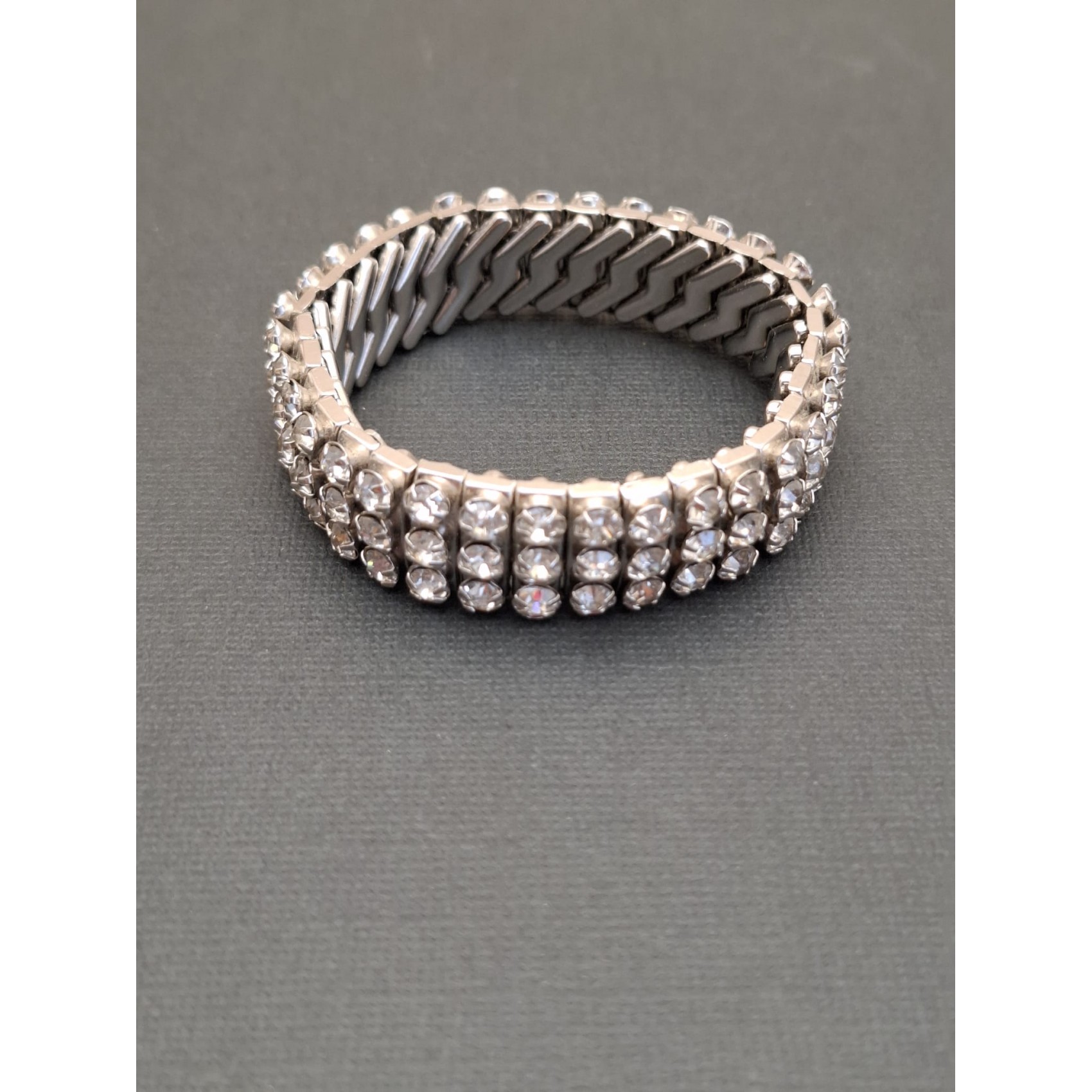 Vintage rokassprādze EMPIRE