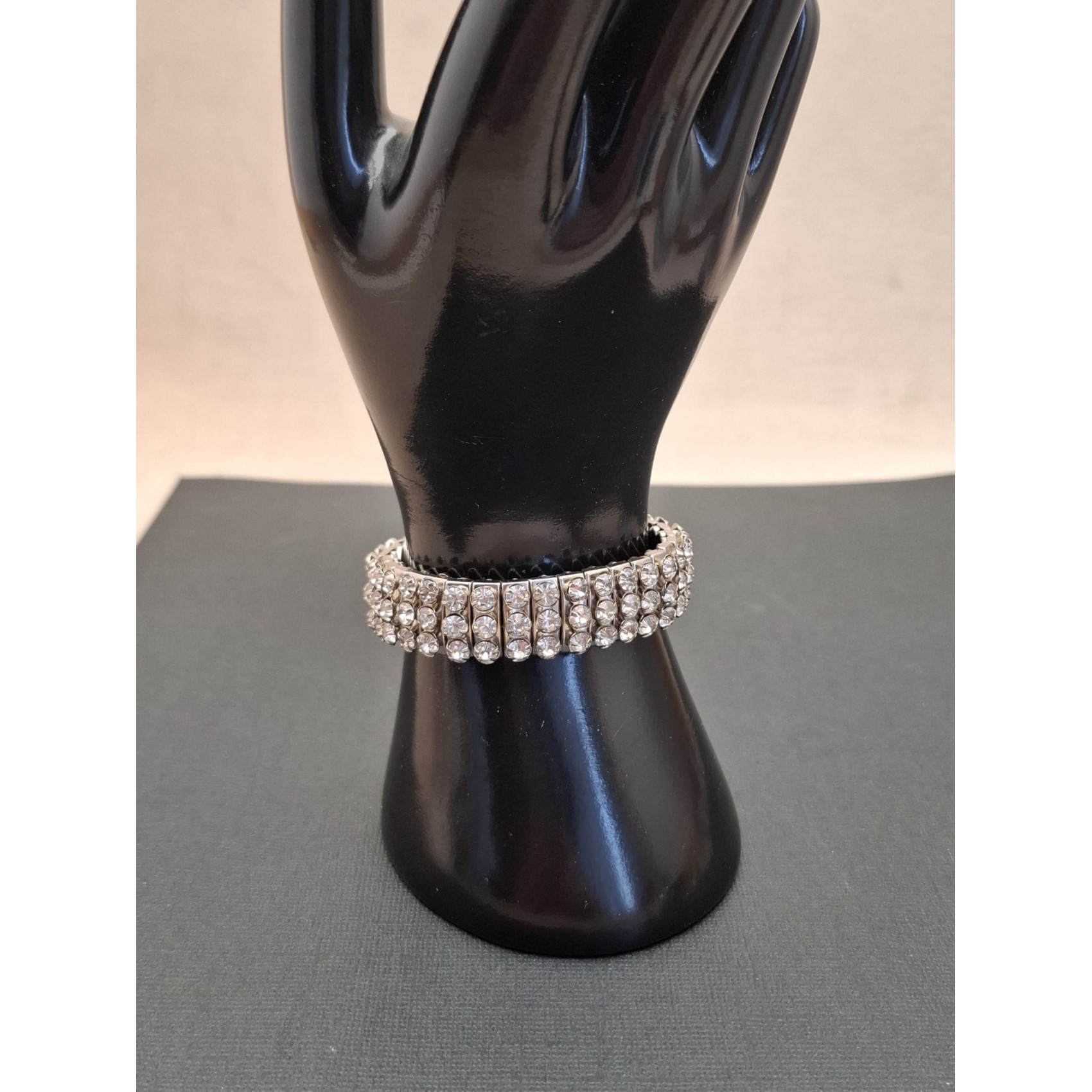 Vintage rokassprādze EMPIRE