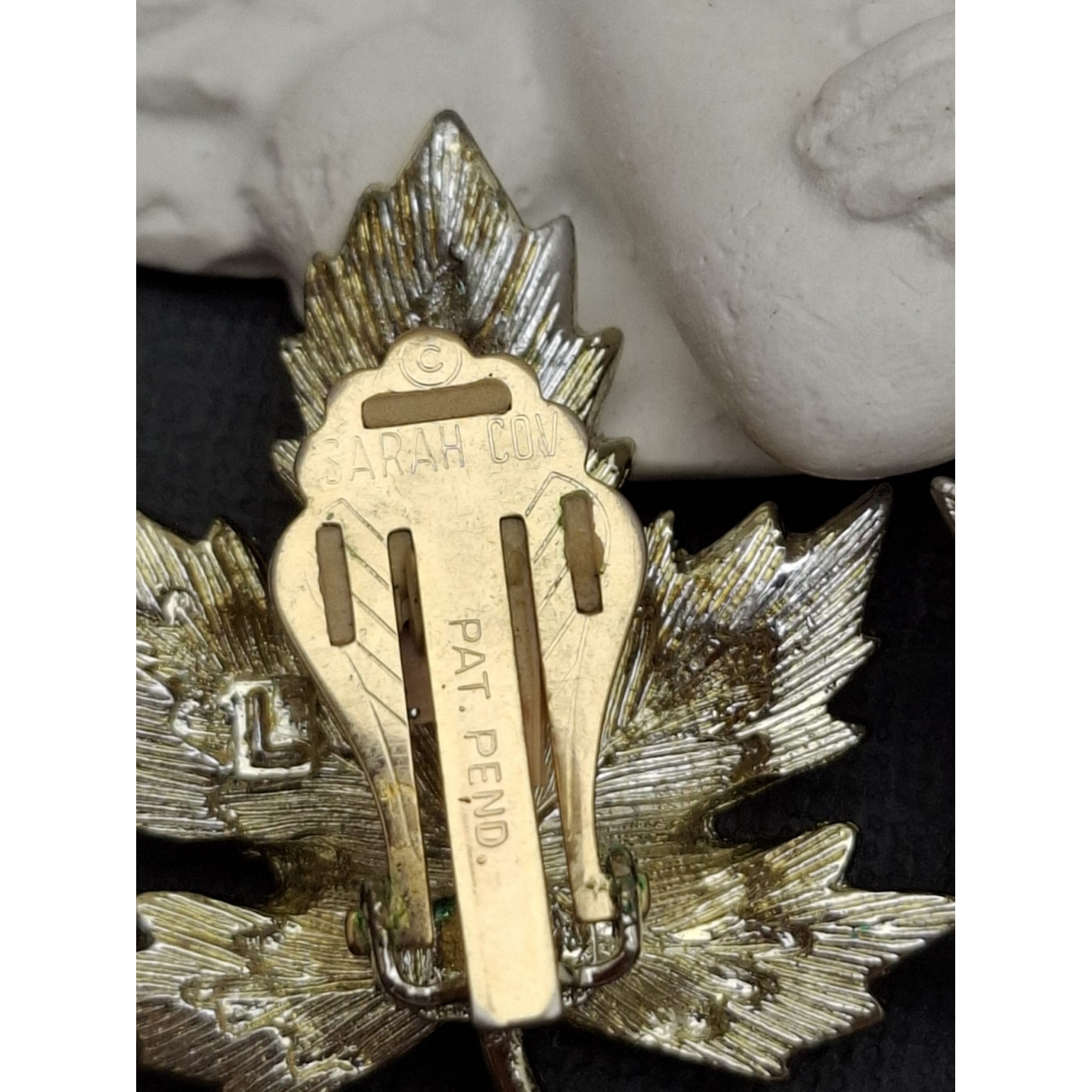 Vintage klipši SARAH COVENTRI