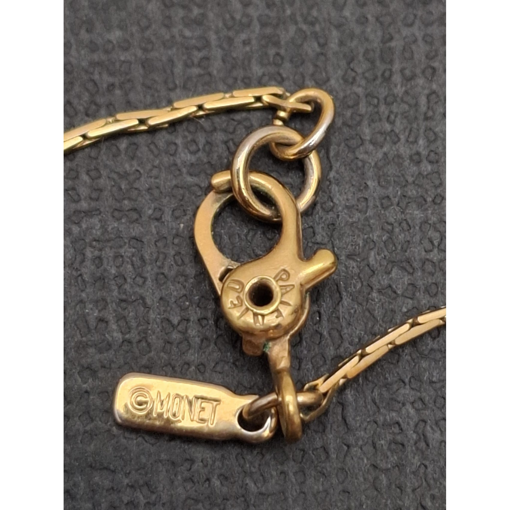 Vintage kaklarota MONET