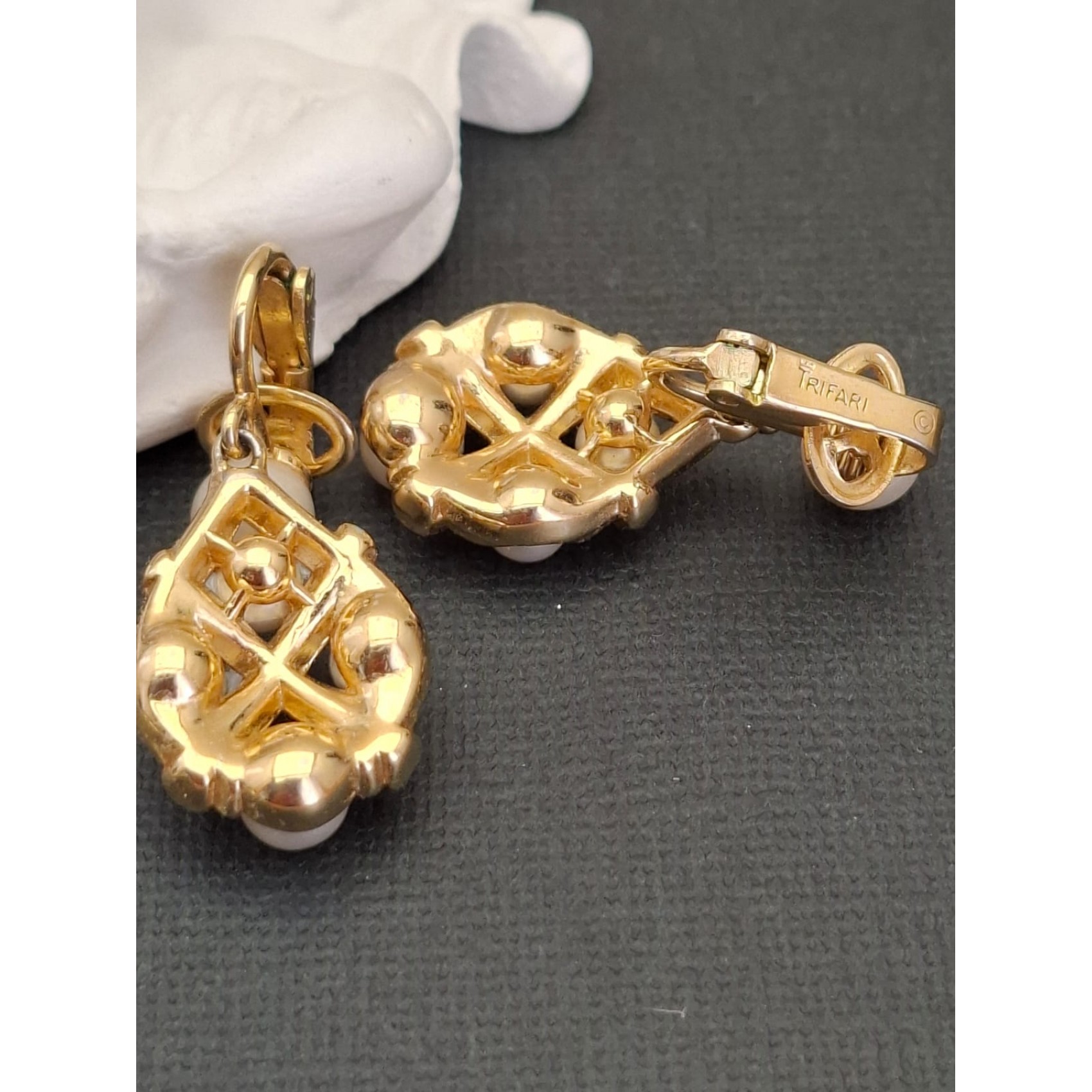 Vintage klipši TRIFARI