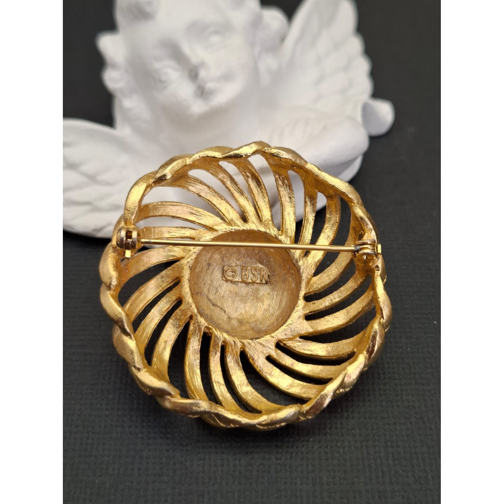 Vintage broša BSK