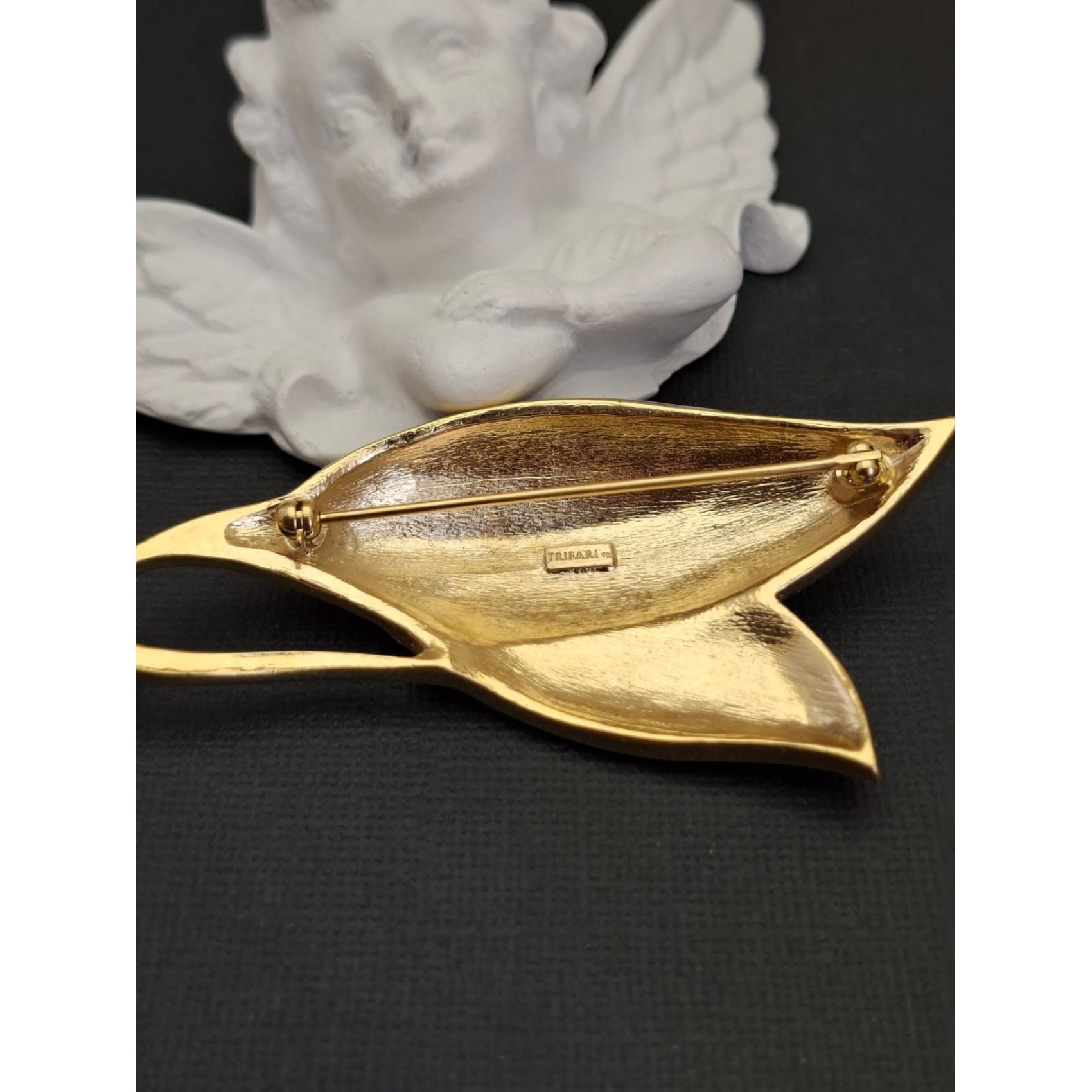 Vintage broša  TRIFARI
