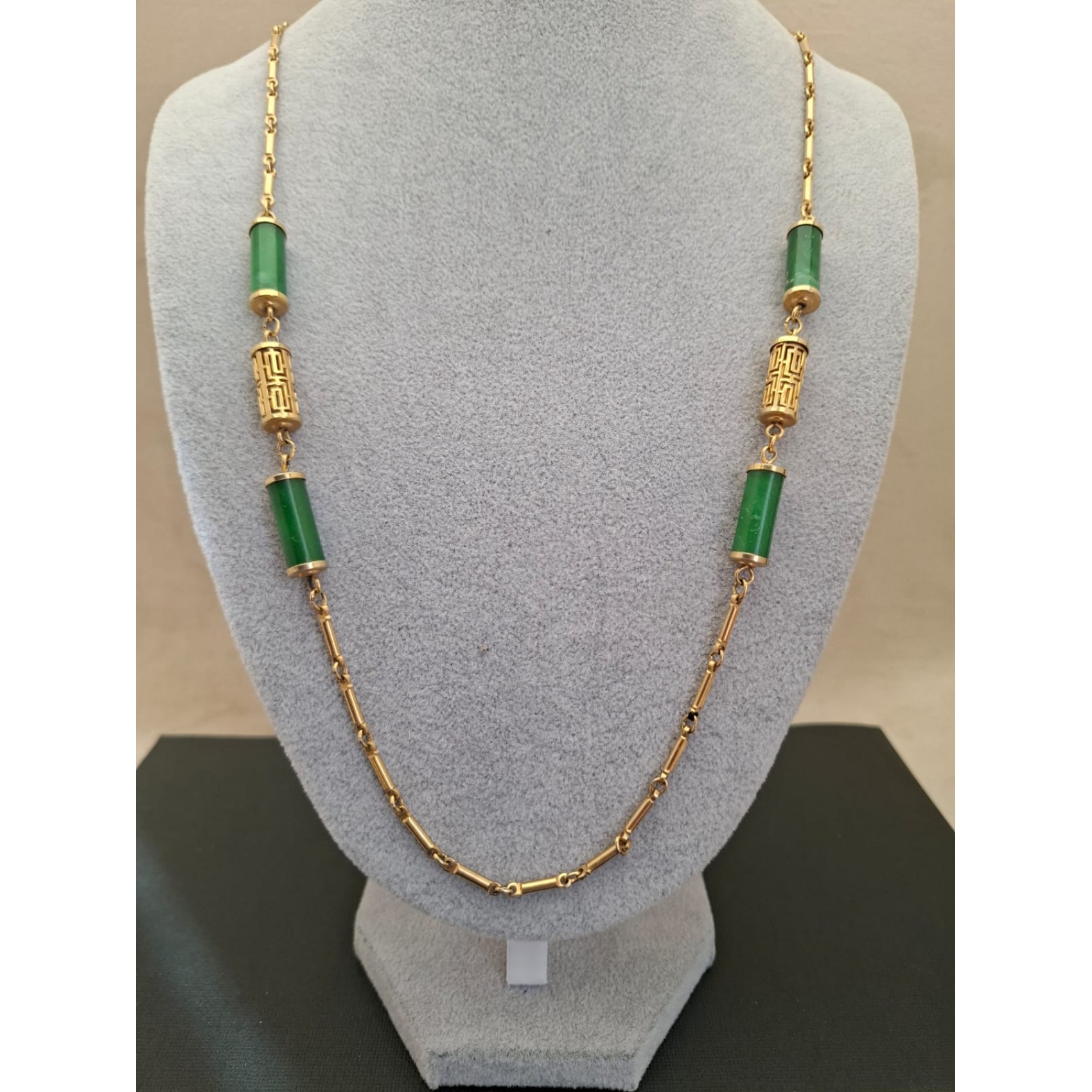 Vintage kaklarota  SARAH COVENTRI