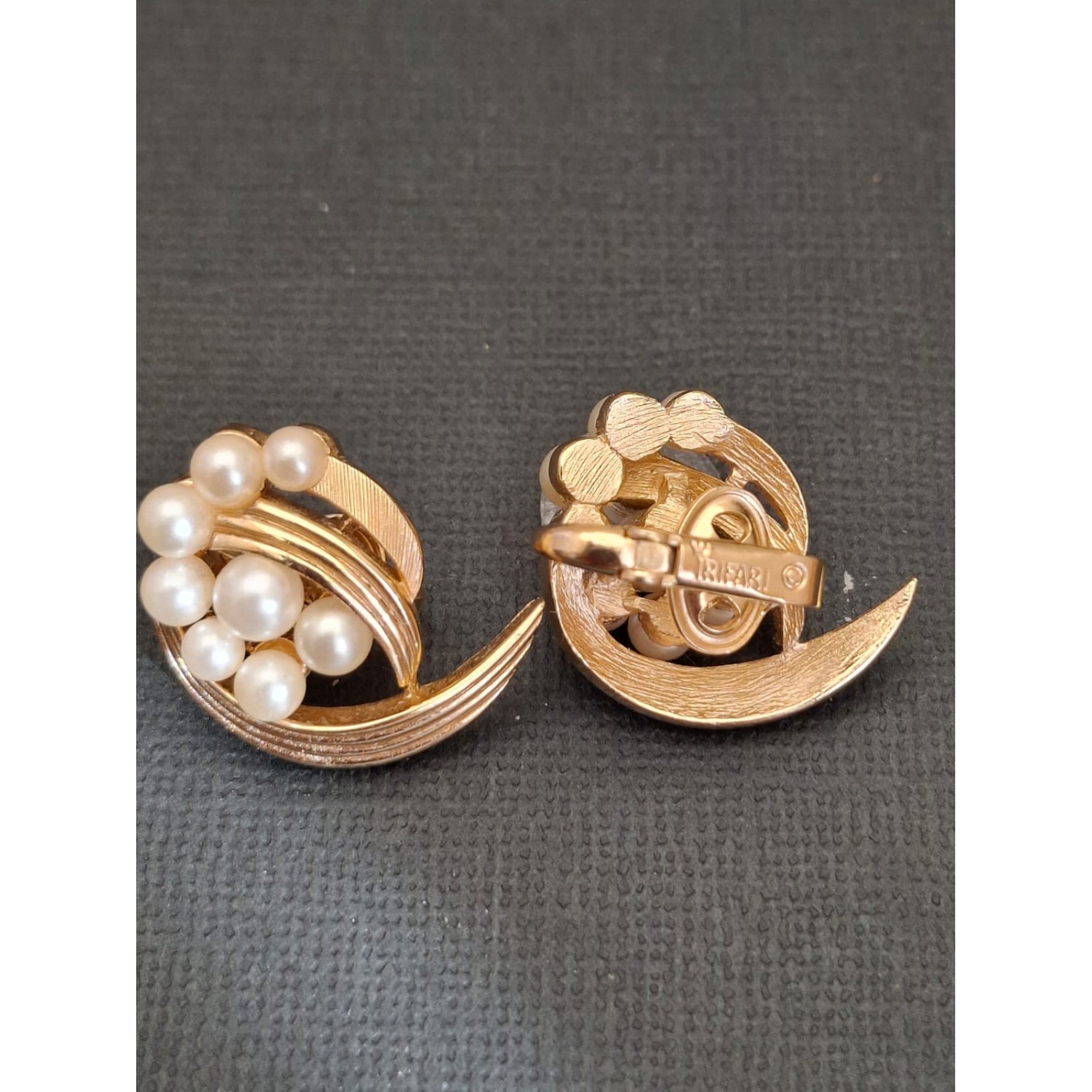 Vintage klipši TRIFARI