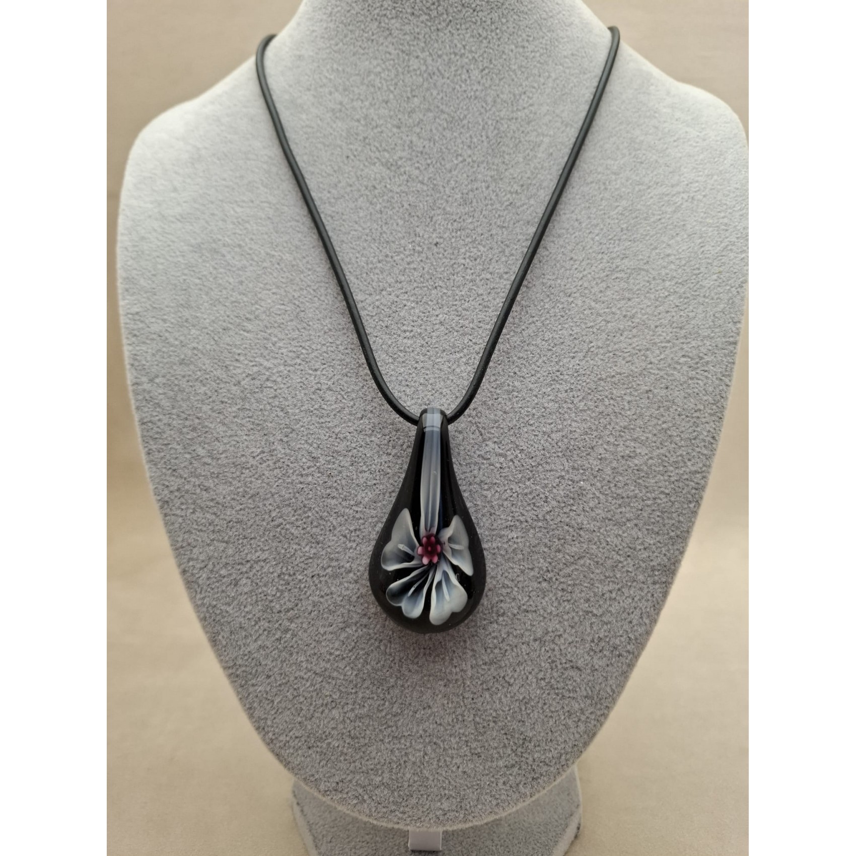 Kaklarota ( stikls )