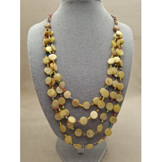 Kaklarota  ( perlamutrs )