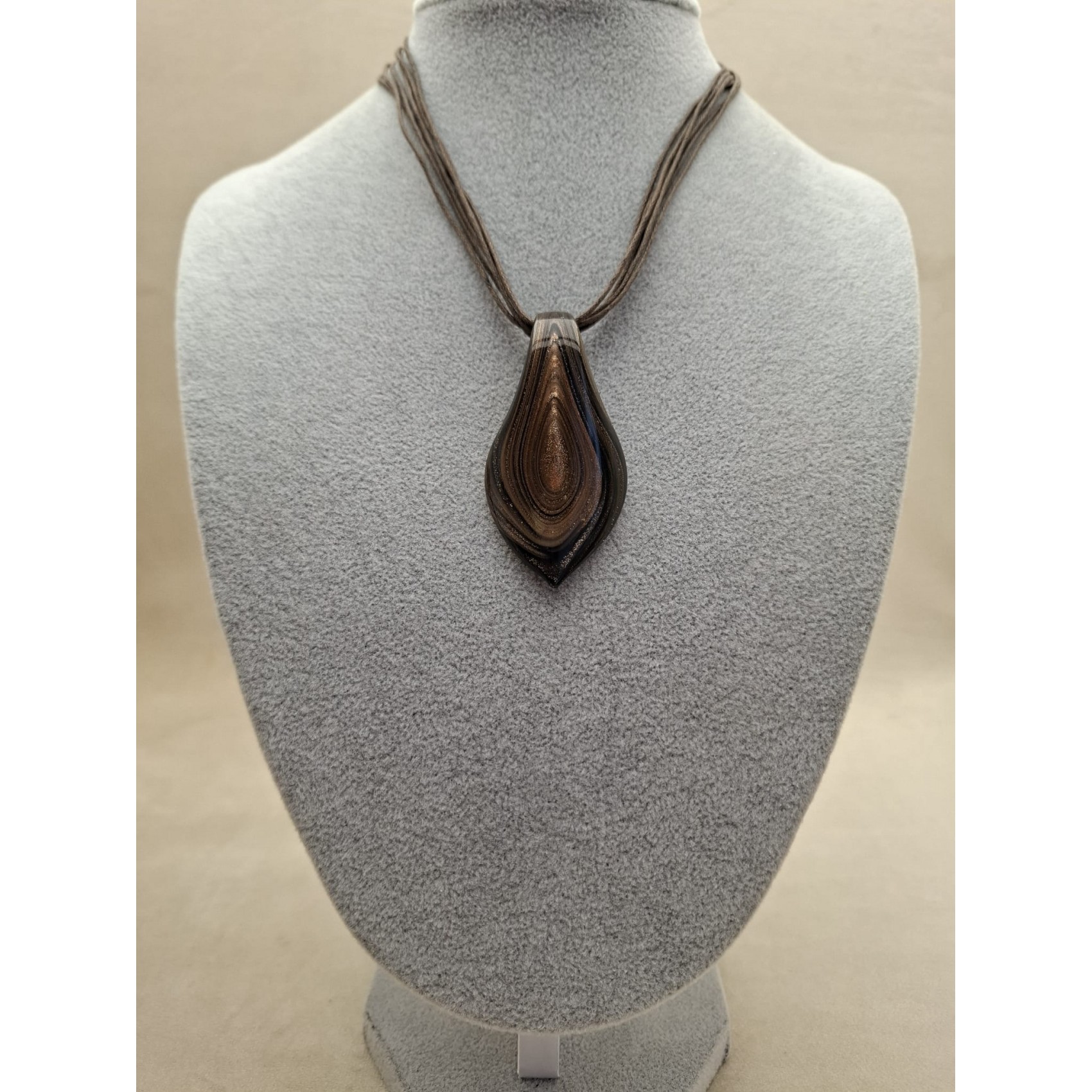 Kaklarota ( stikls )