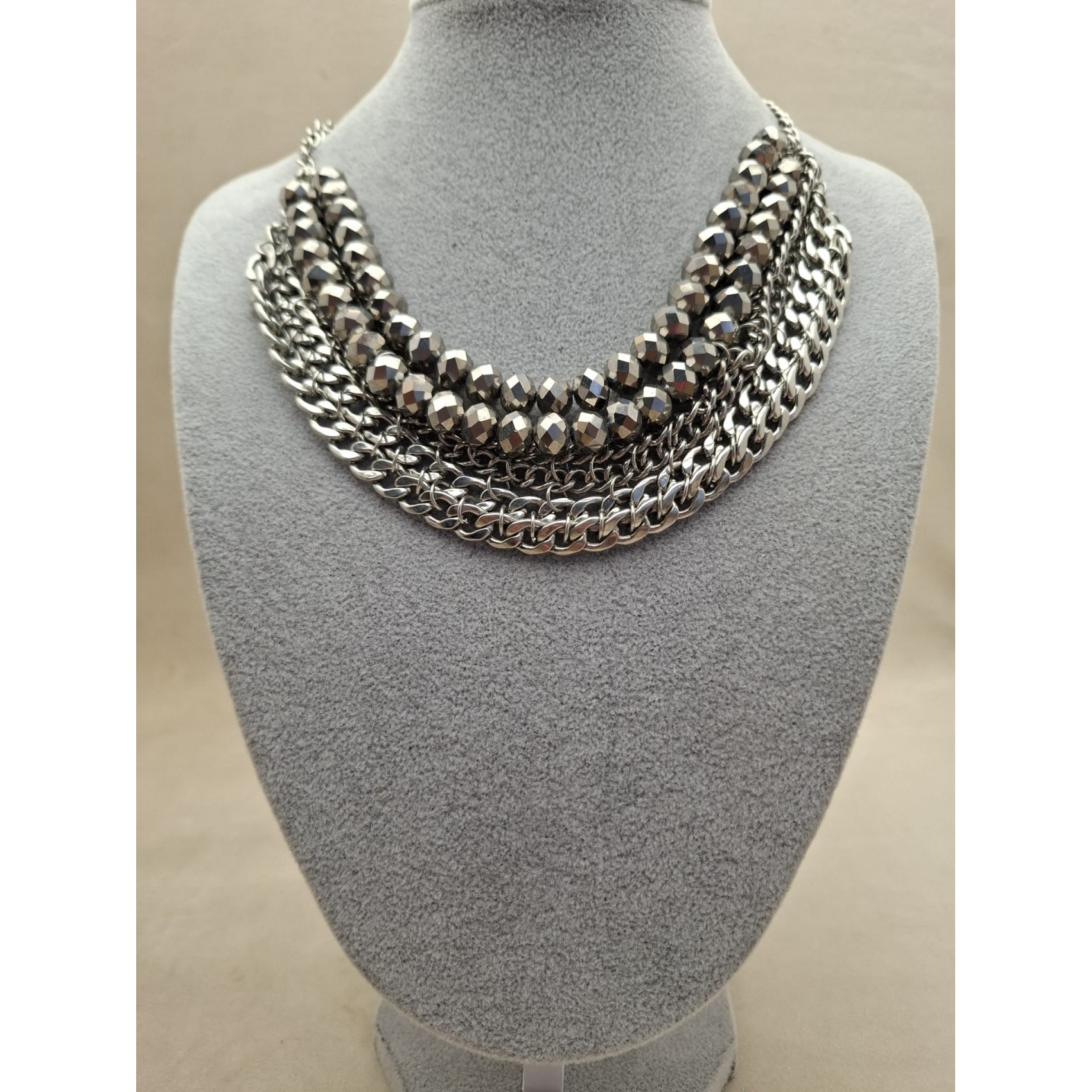 Kaklarota  ( kristali )