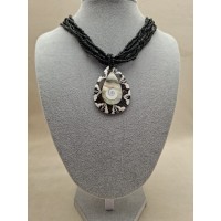 Kaklarota  ( perlamutrs )