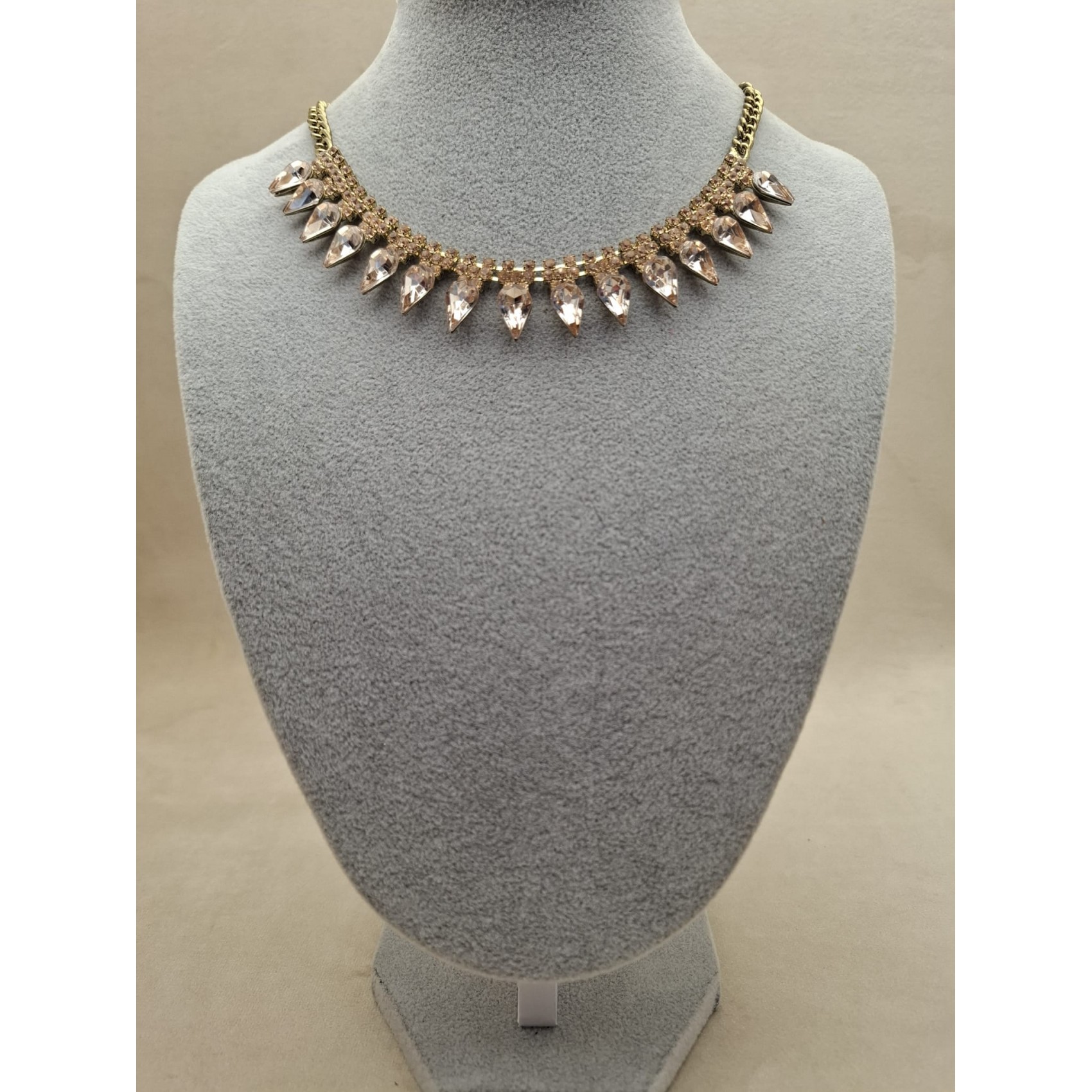 Kaklarota  ( kristali )