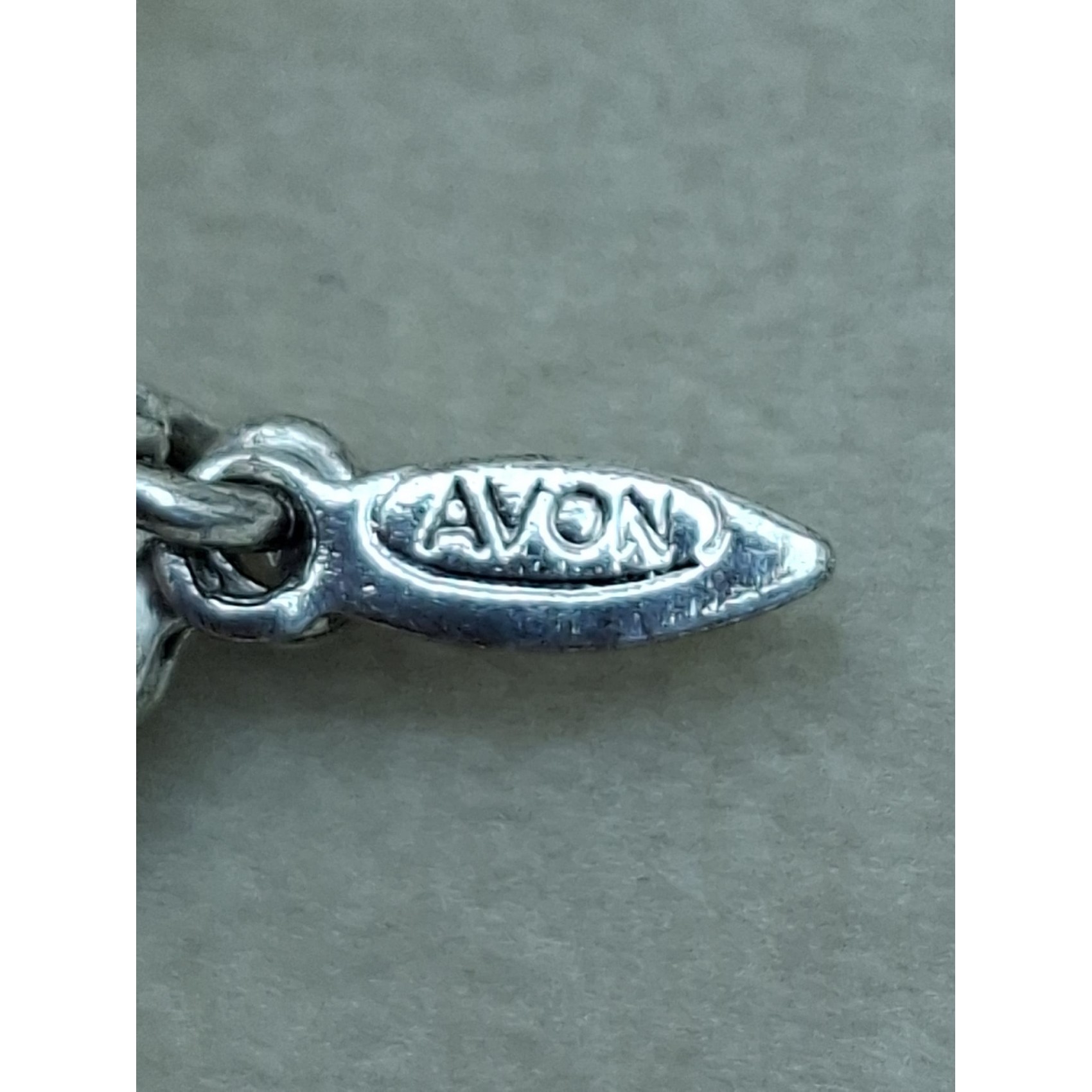 Vintage kaklarota AVON