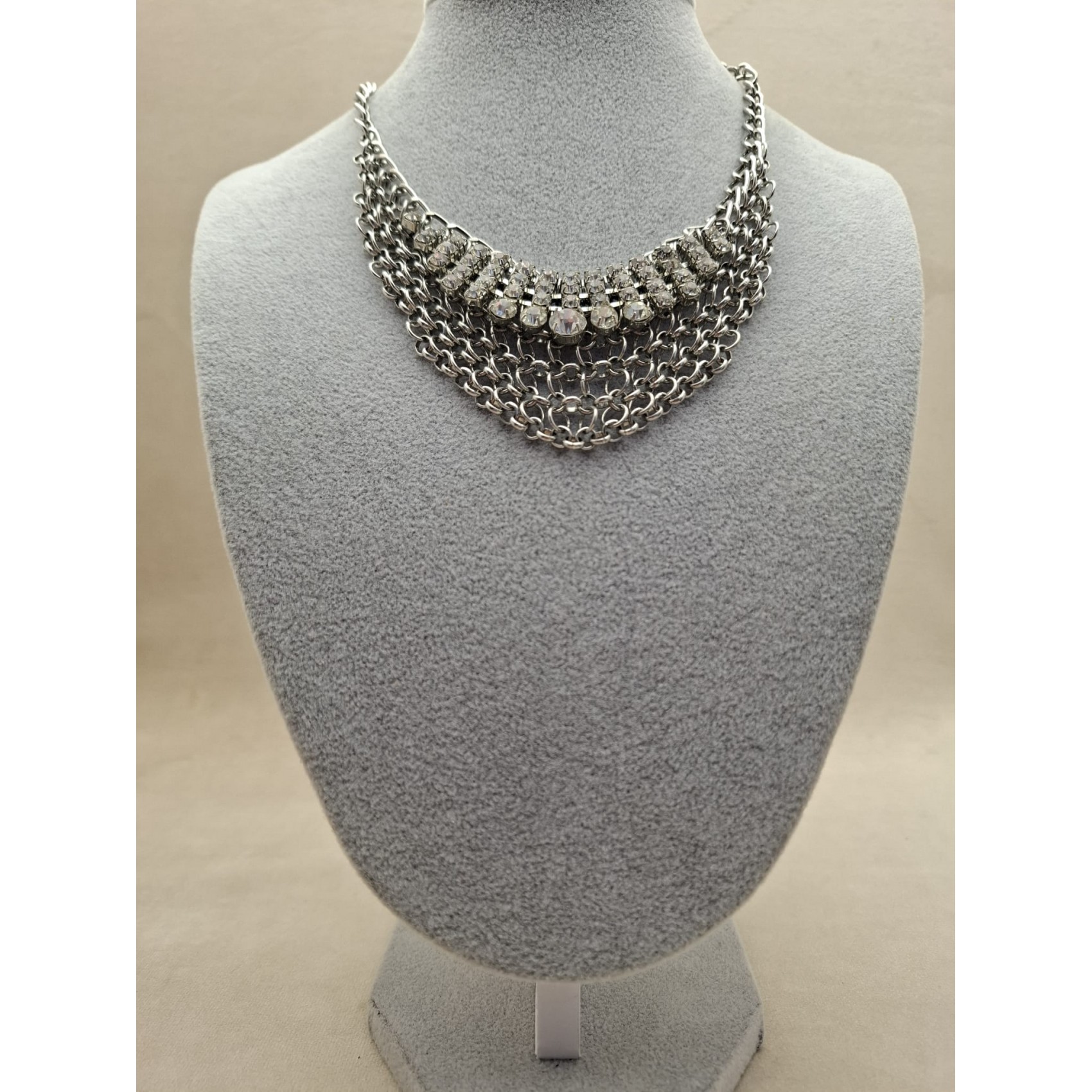 Kaklarota  ( kristali )