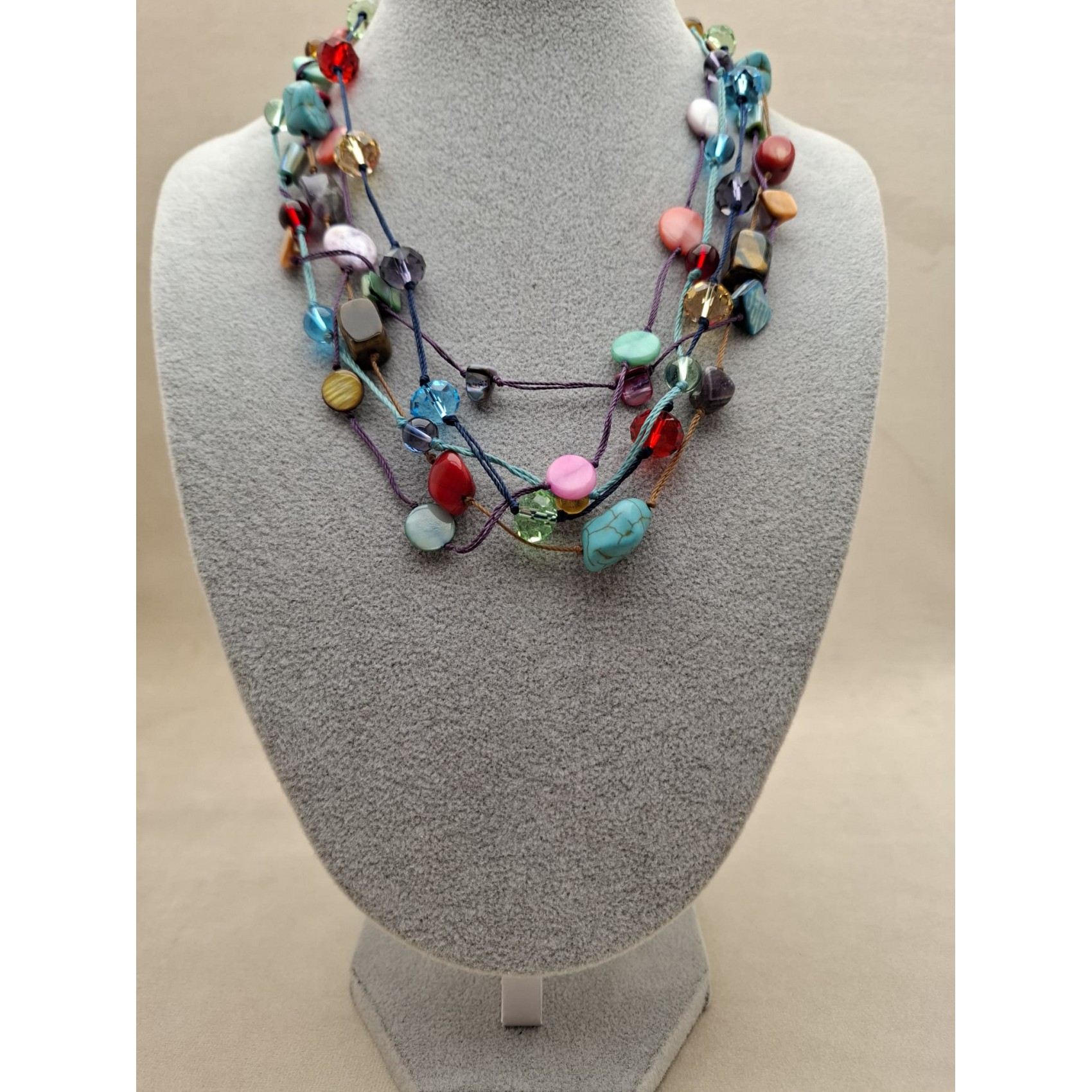 Kaklarota  ( perlamutrs )