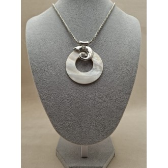 Kaklarota  ( perlamutrs )