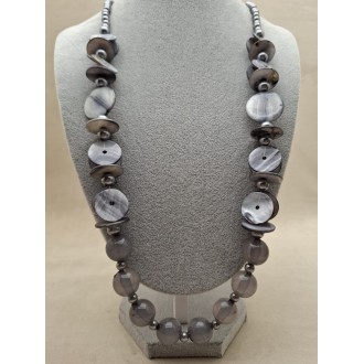 Kaklarota  ( perlamutrs )