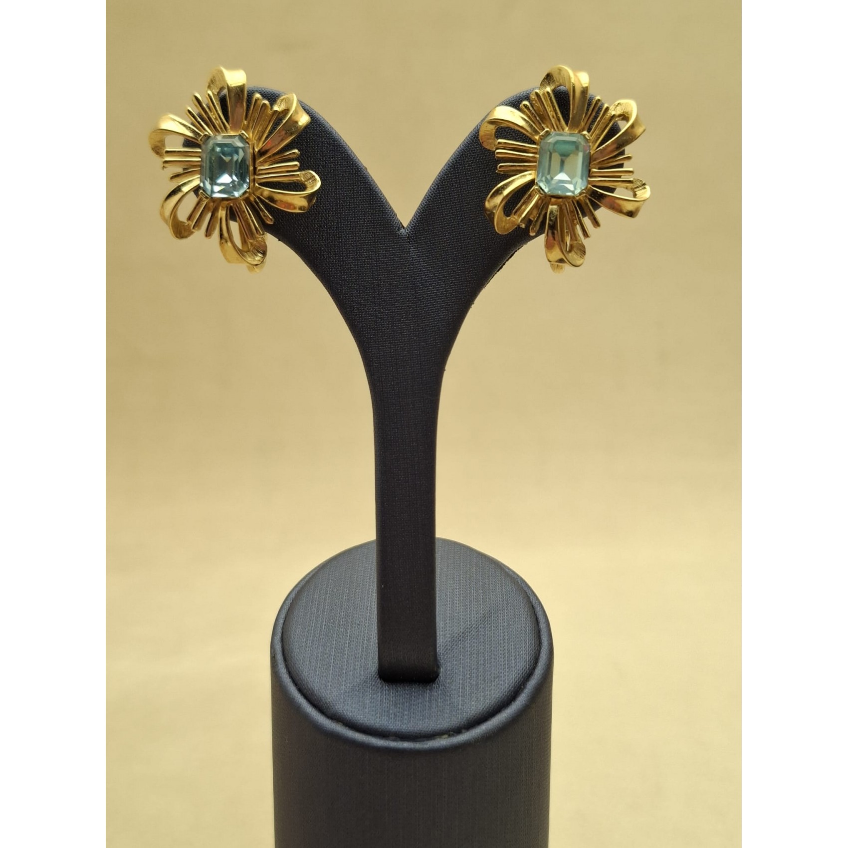 Vintage klipši TRIFARI