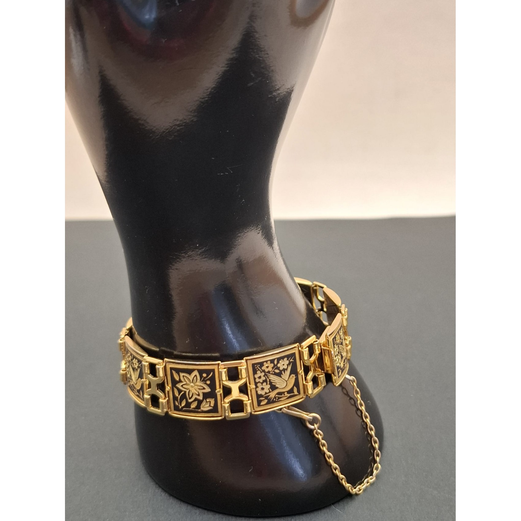 Vintage rokassprādze