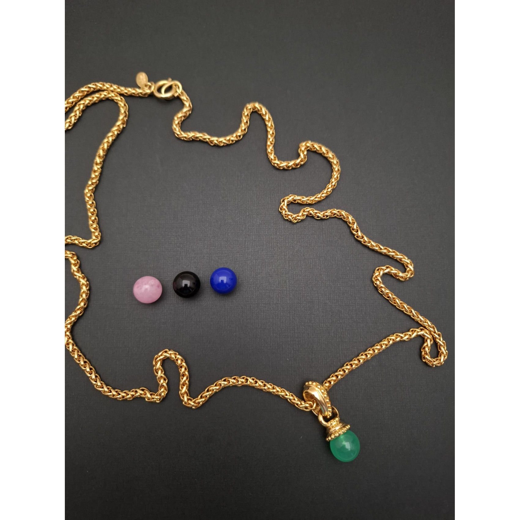 Vintage kaklarota JOAN RIVER