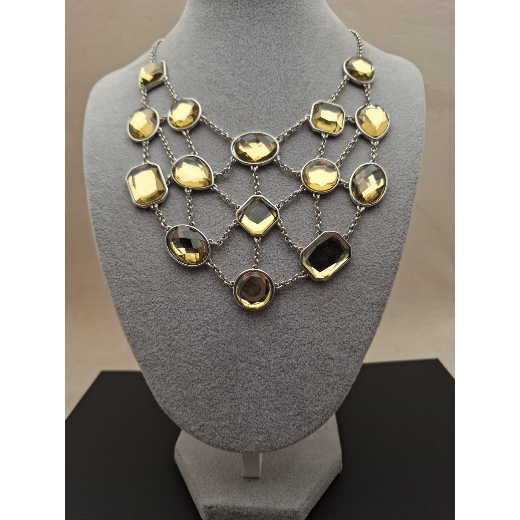 Kaklarota ( stikls )