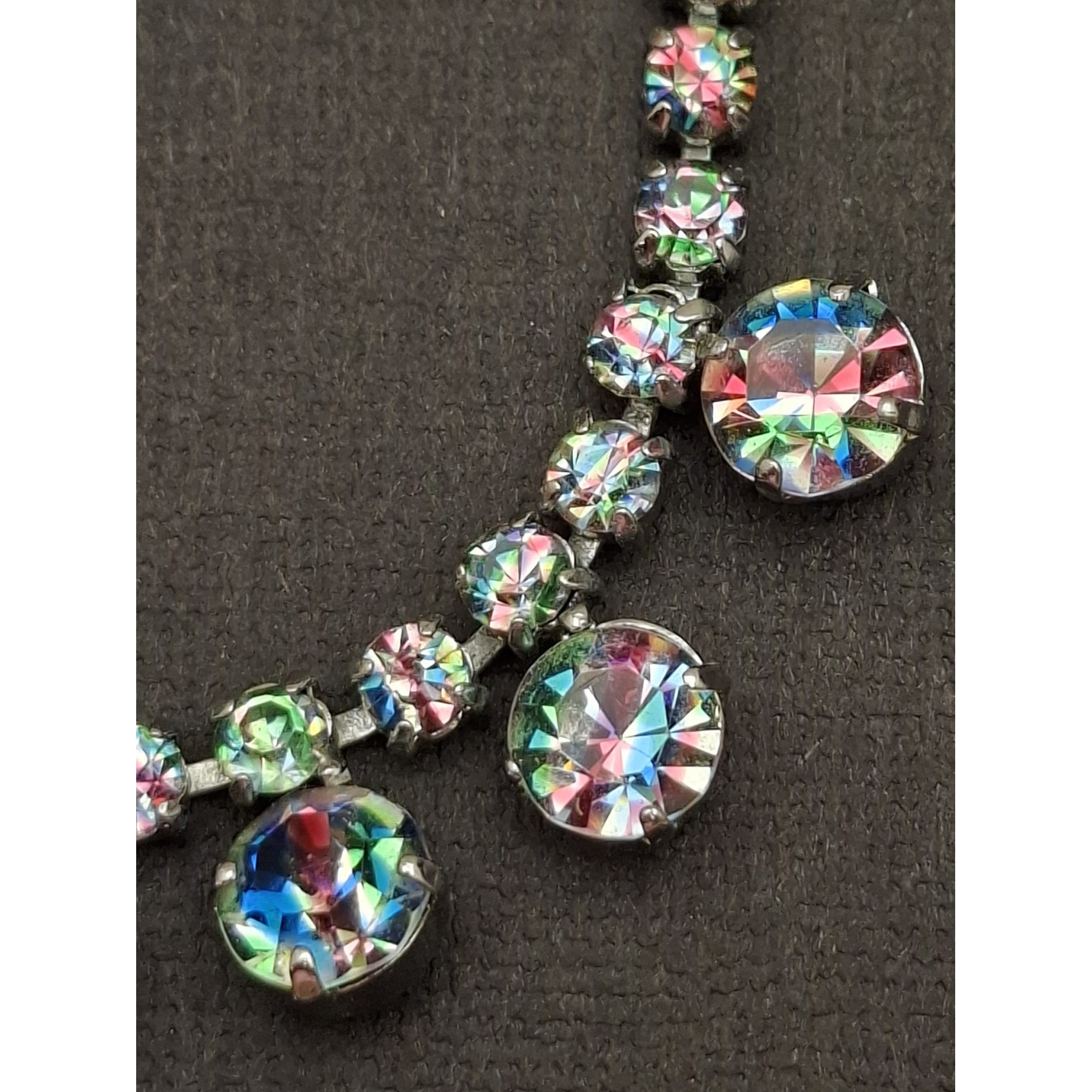 Vintage kaklarota / IRISA STIKLS /