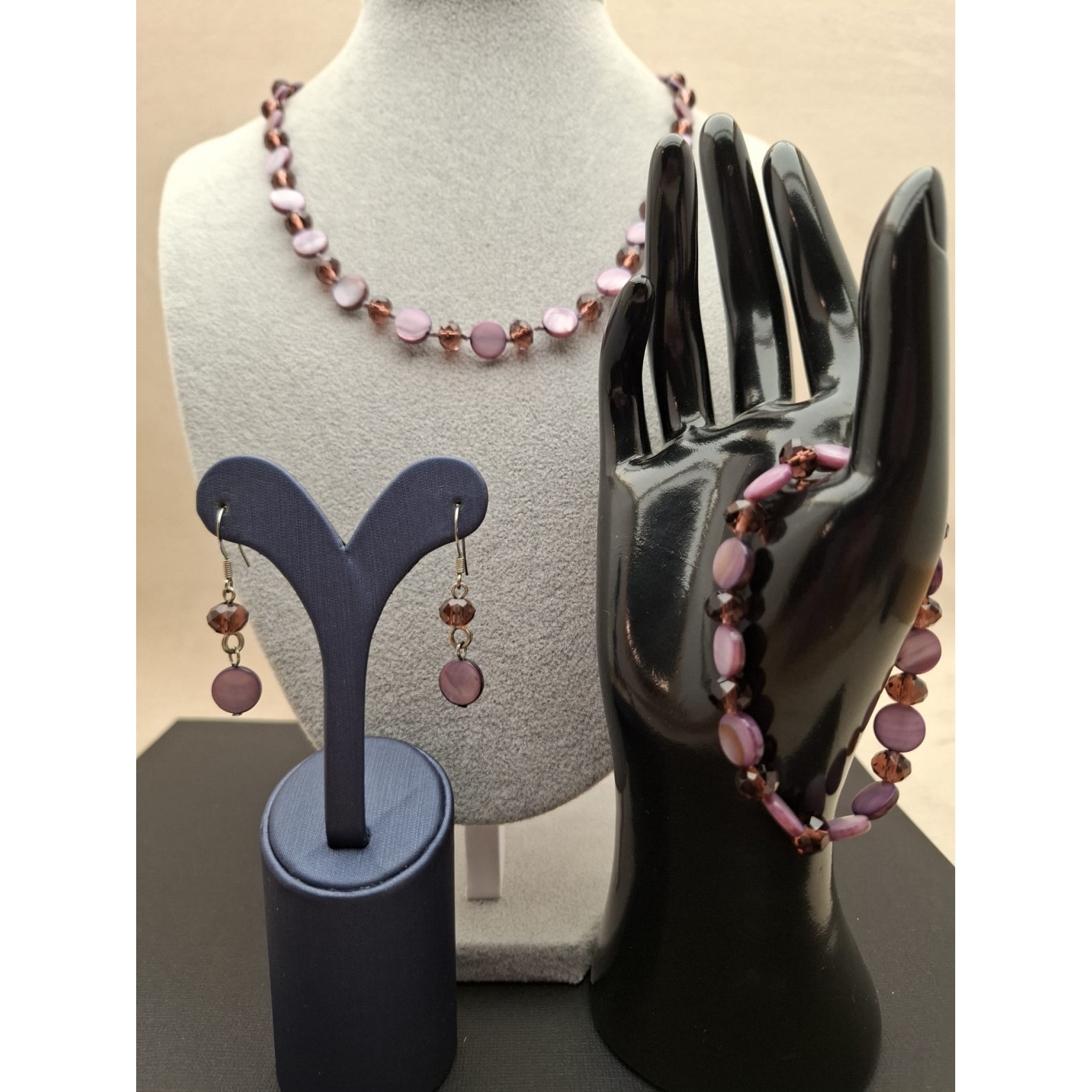 Kaklarota  ( perlamutrs )