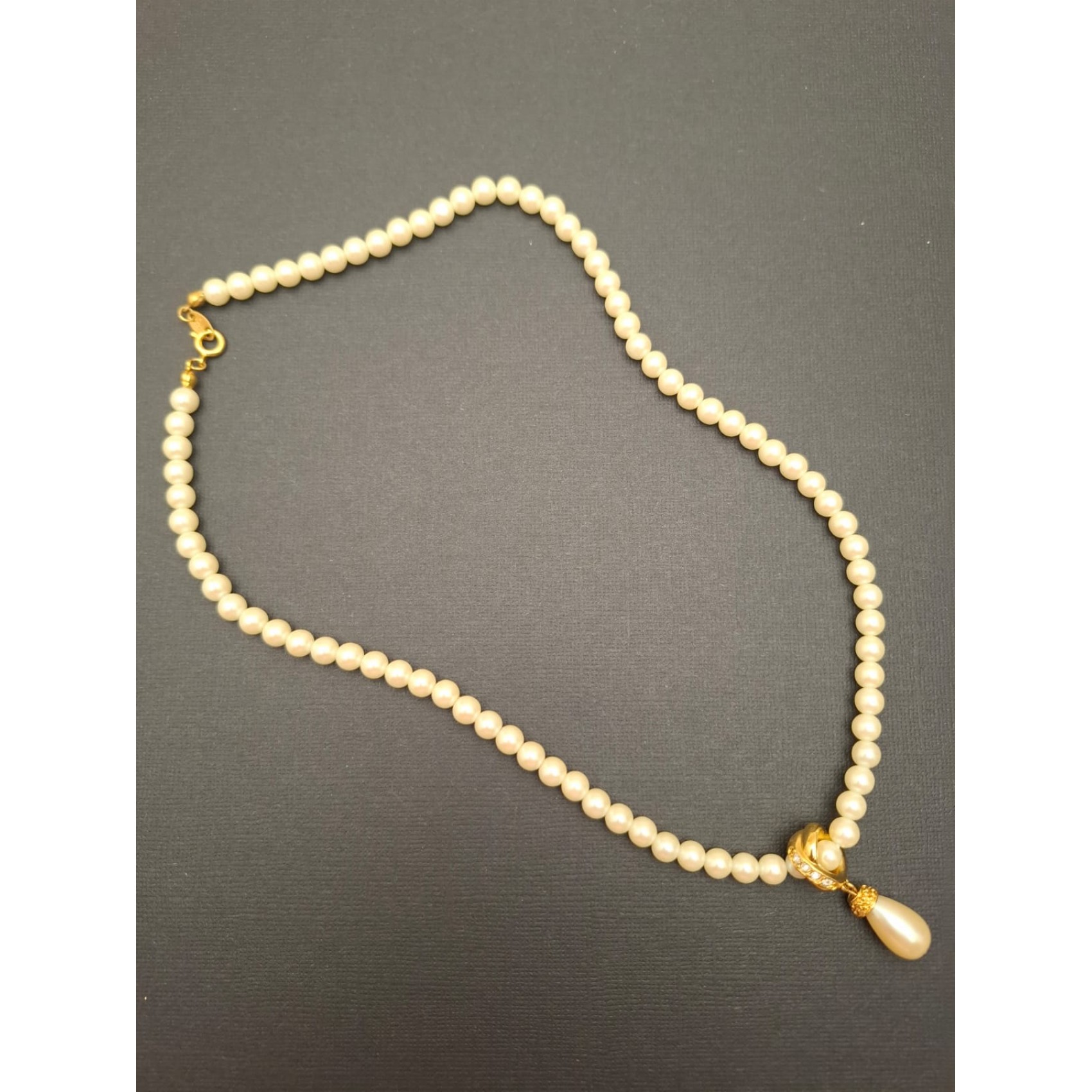 Vintage kaklarota AVON