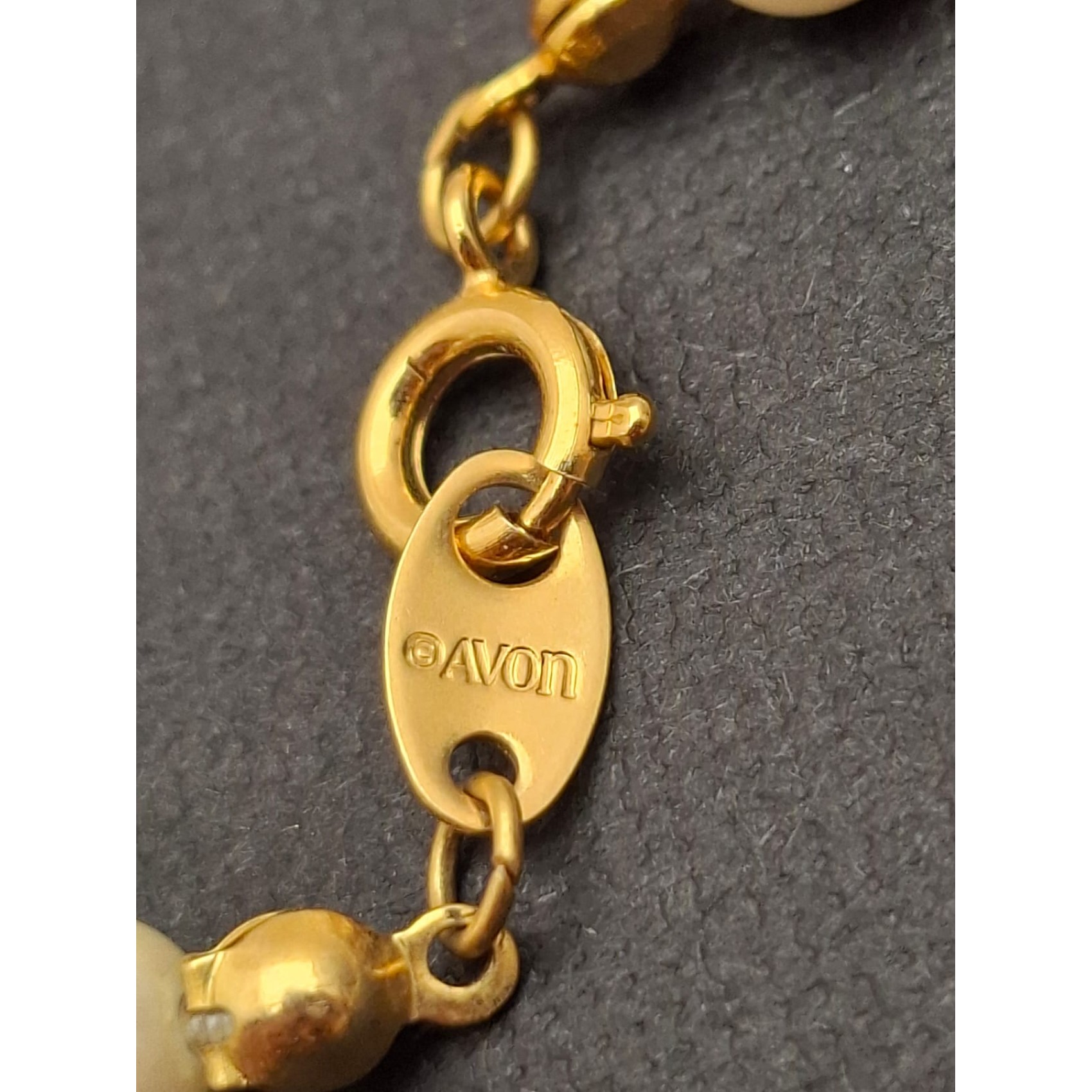 Vintage kaklarota AVON