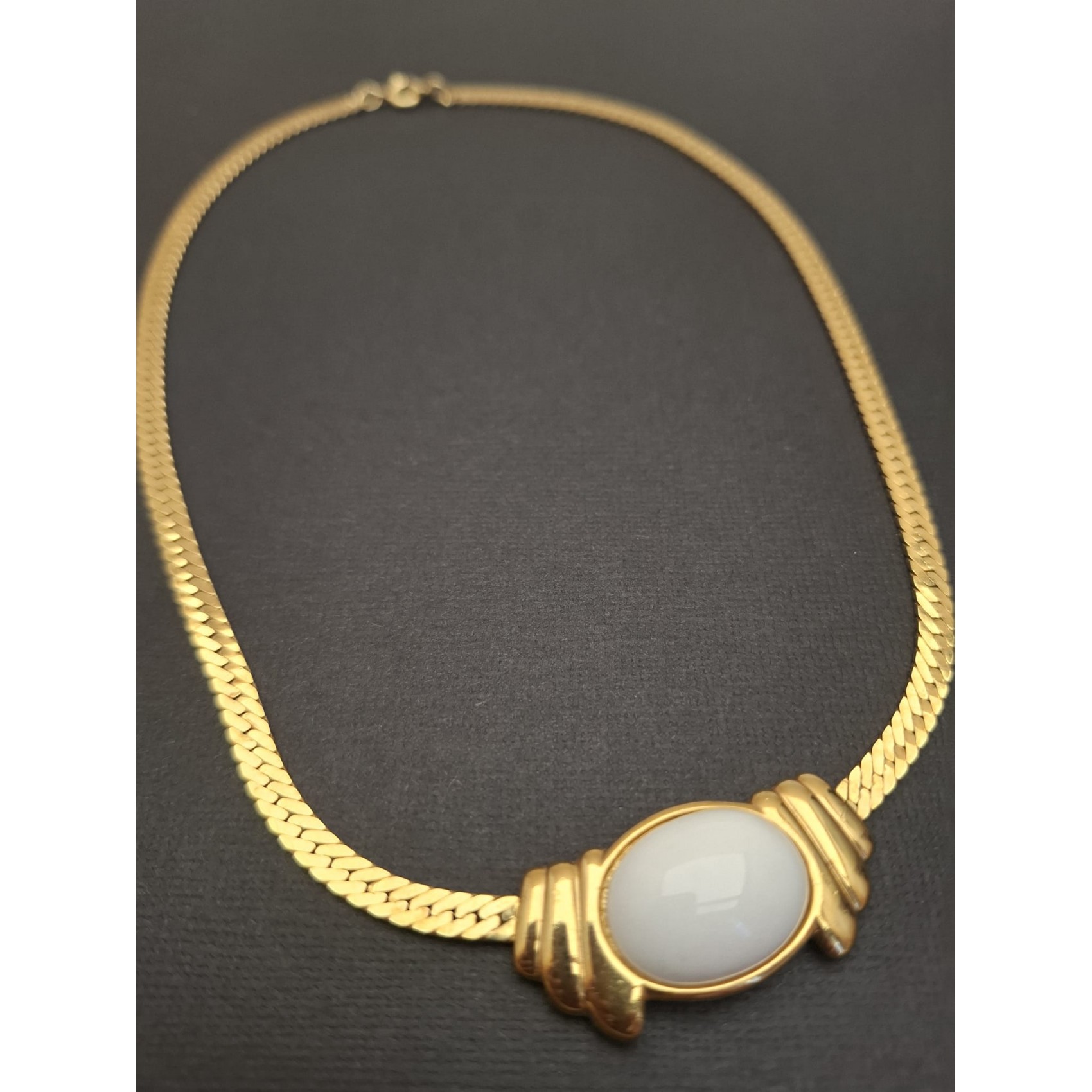 Vintage kaklarota  TRIFARI