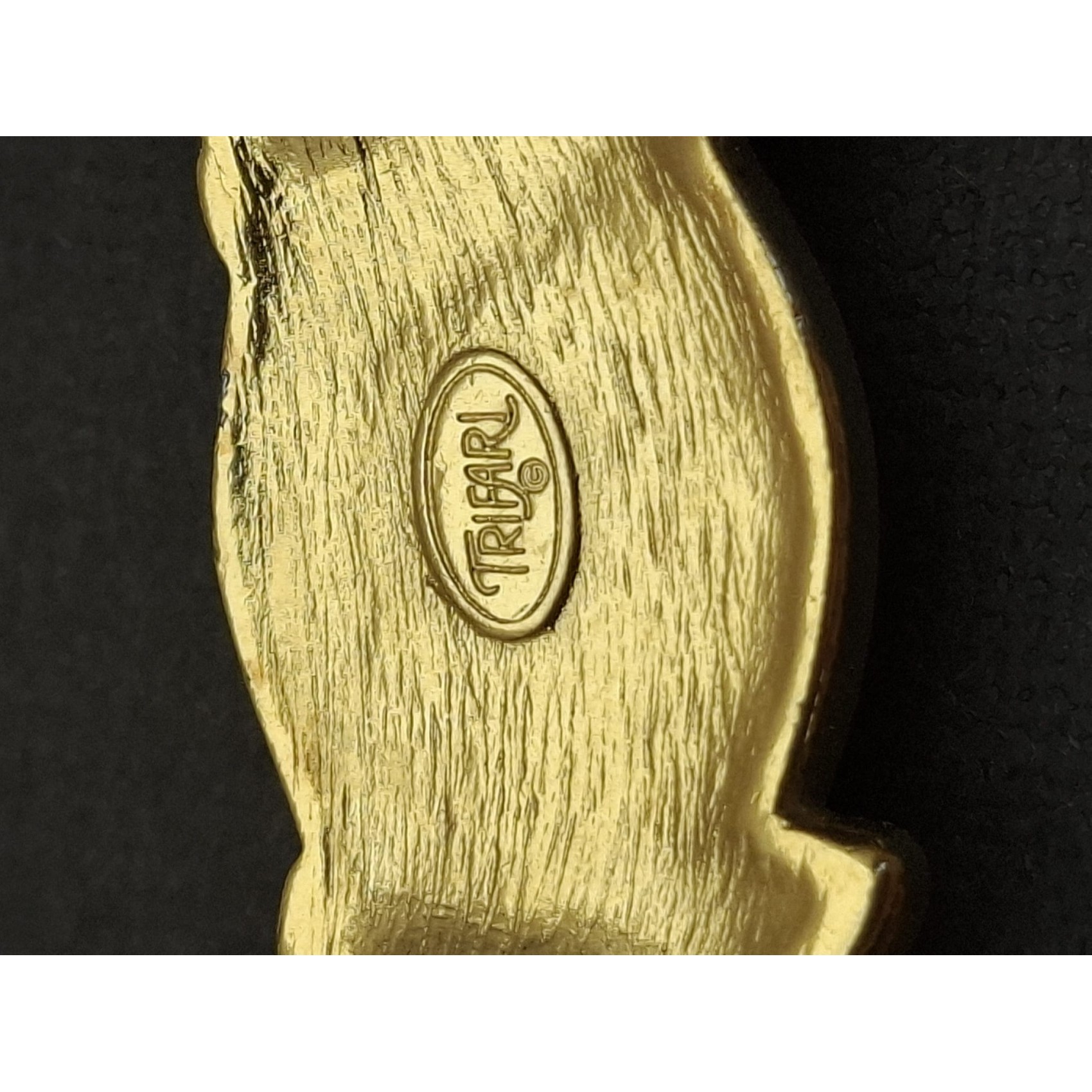 Vintage kaklarota  TRIFARI