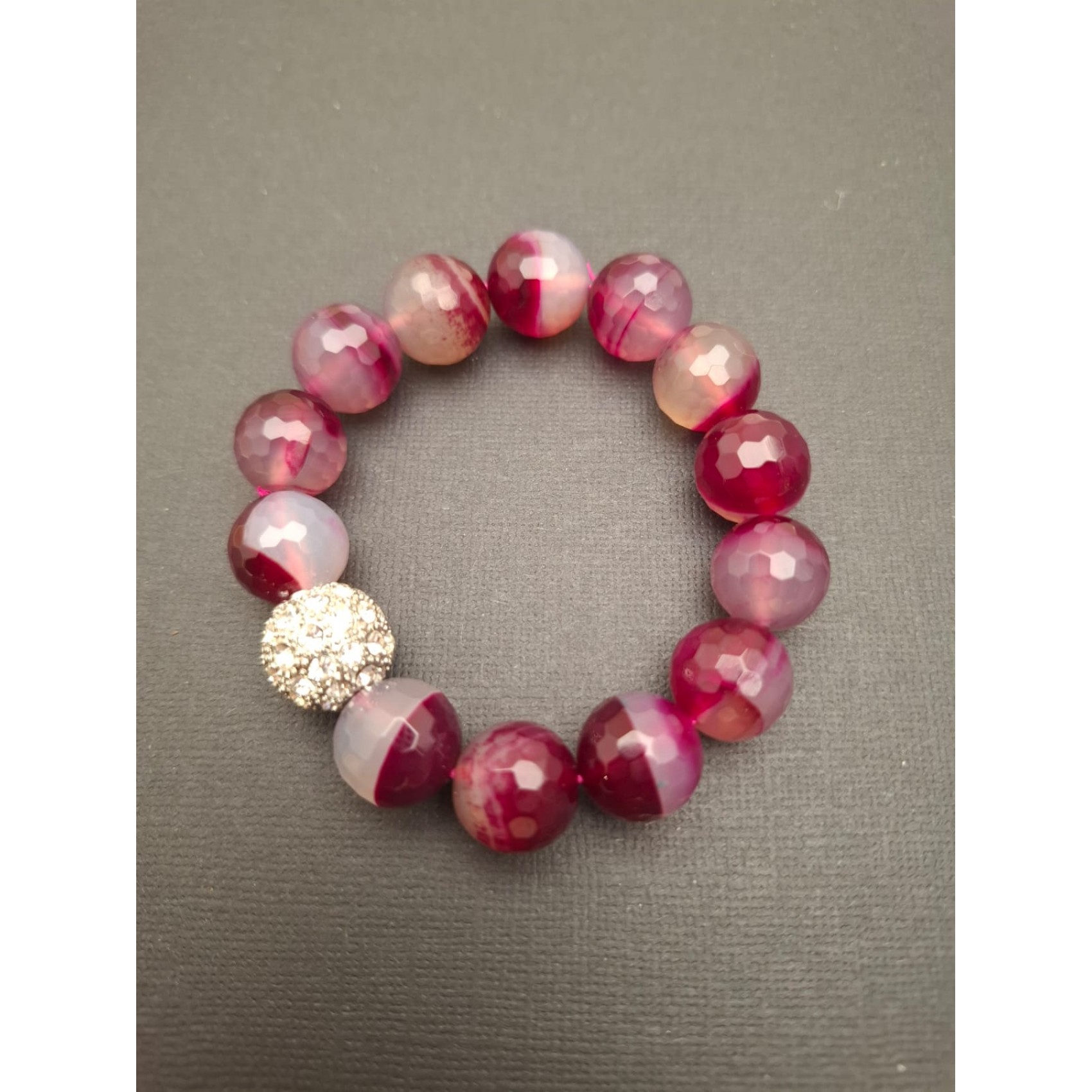 Rokassprādze ( dabīgais akmens )